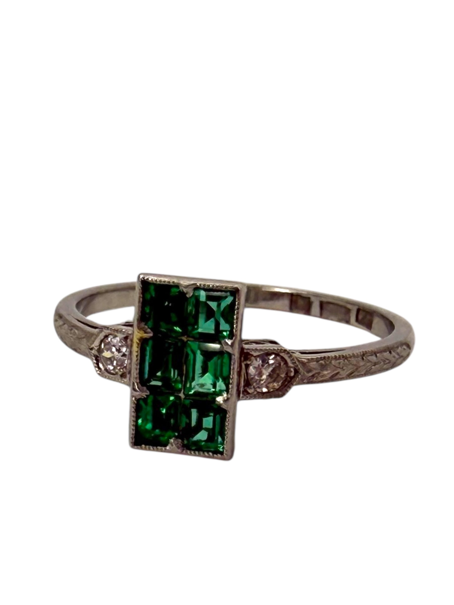 Platinum Art Deco Emerald Diamond Ring