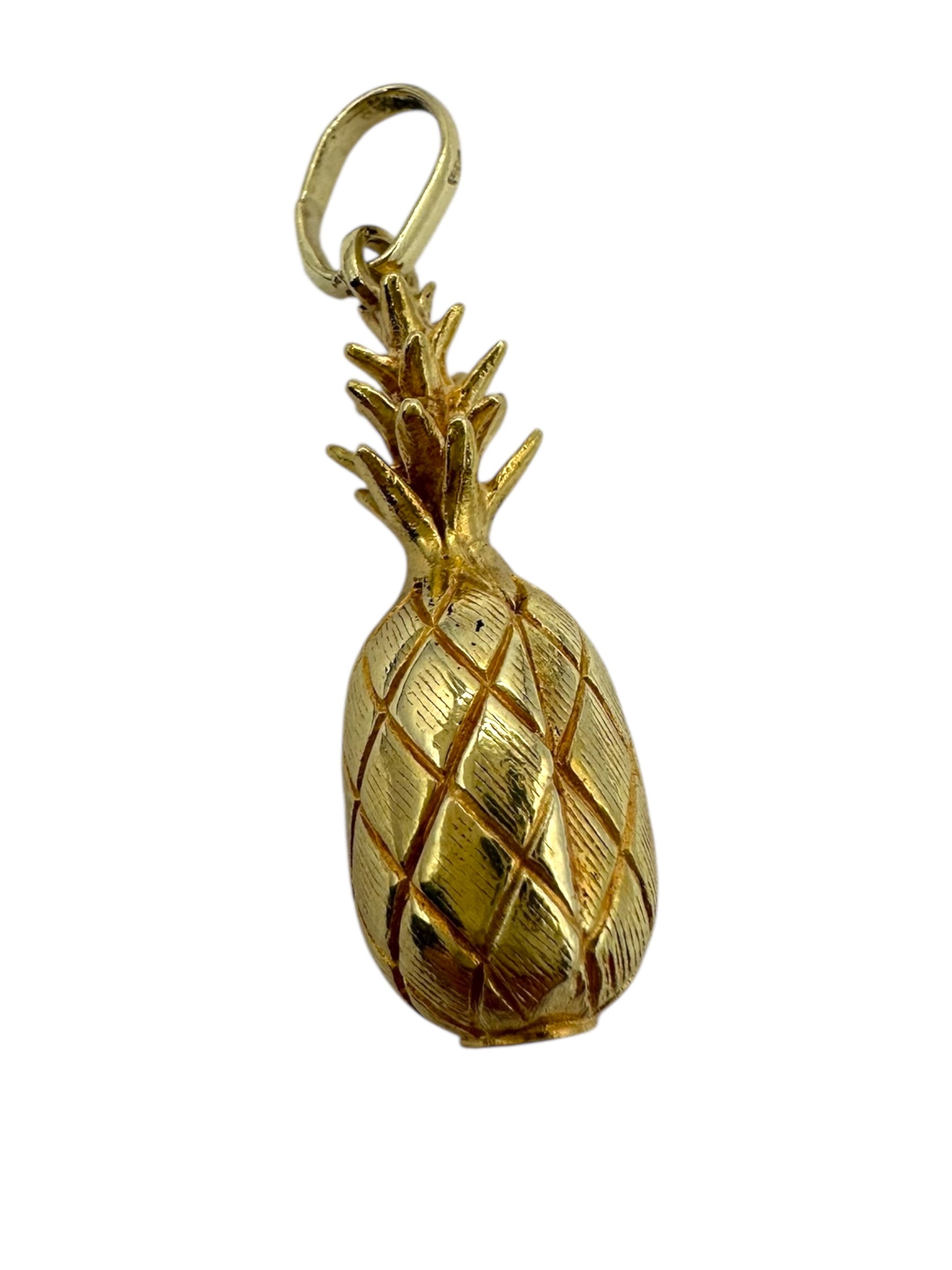14k Pineapple Pendant