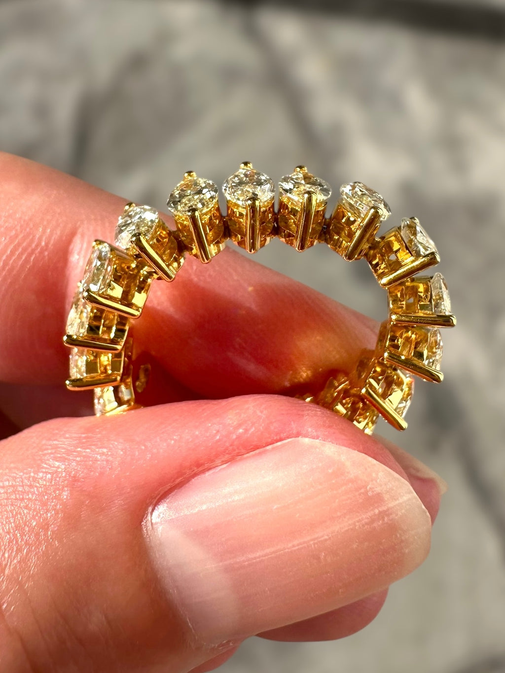 18k Flexi Diamond Band Ring