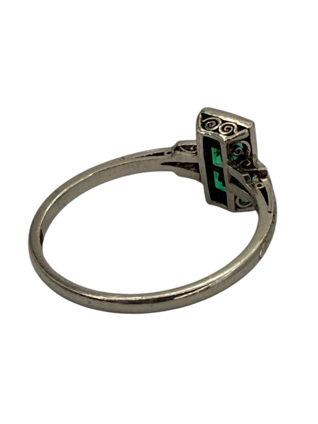 Platinum Art Deco Emerald Diamond Ring