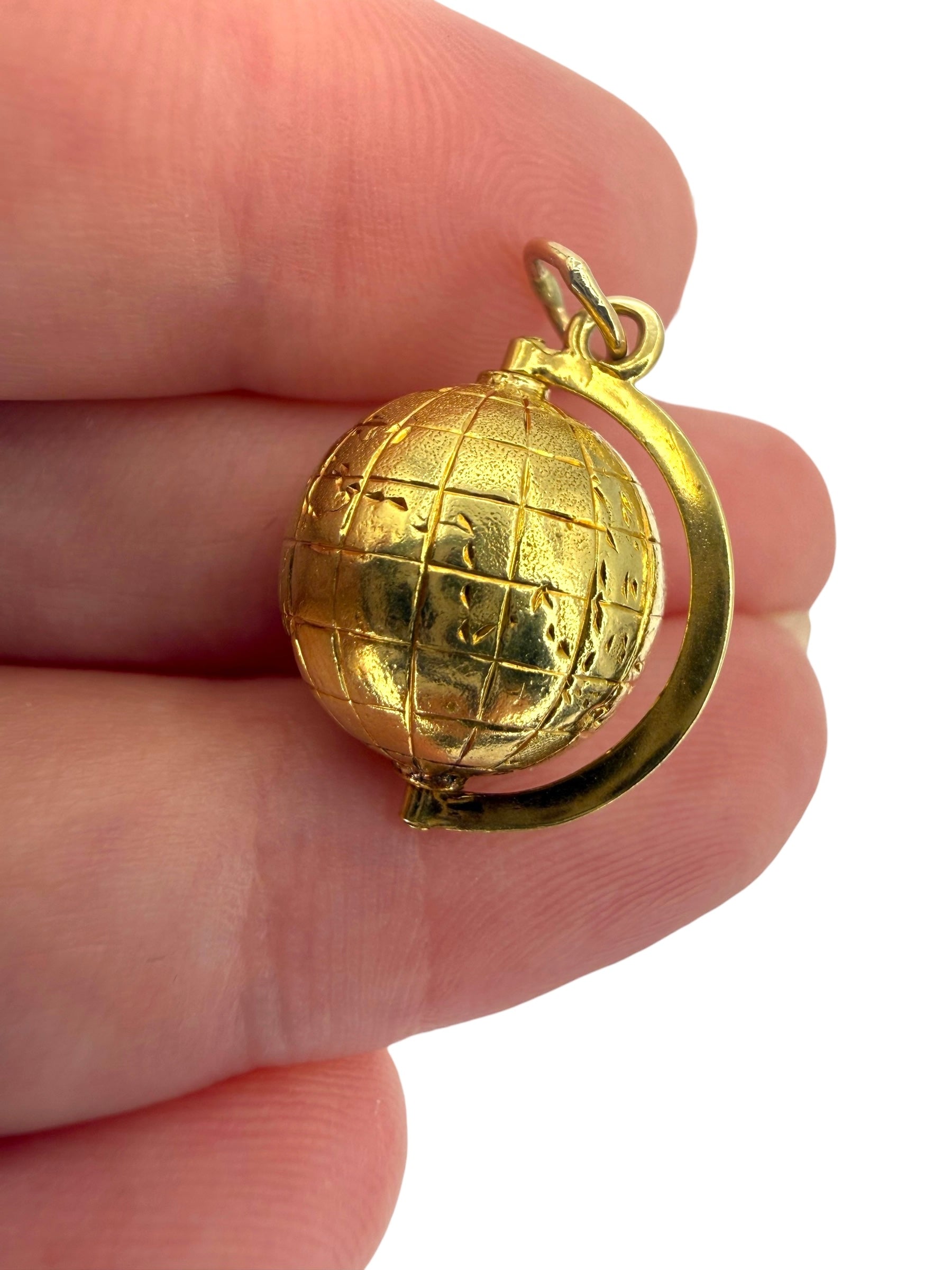 14k Globe Charm