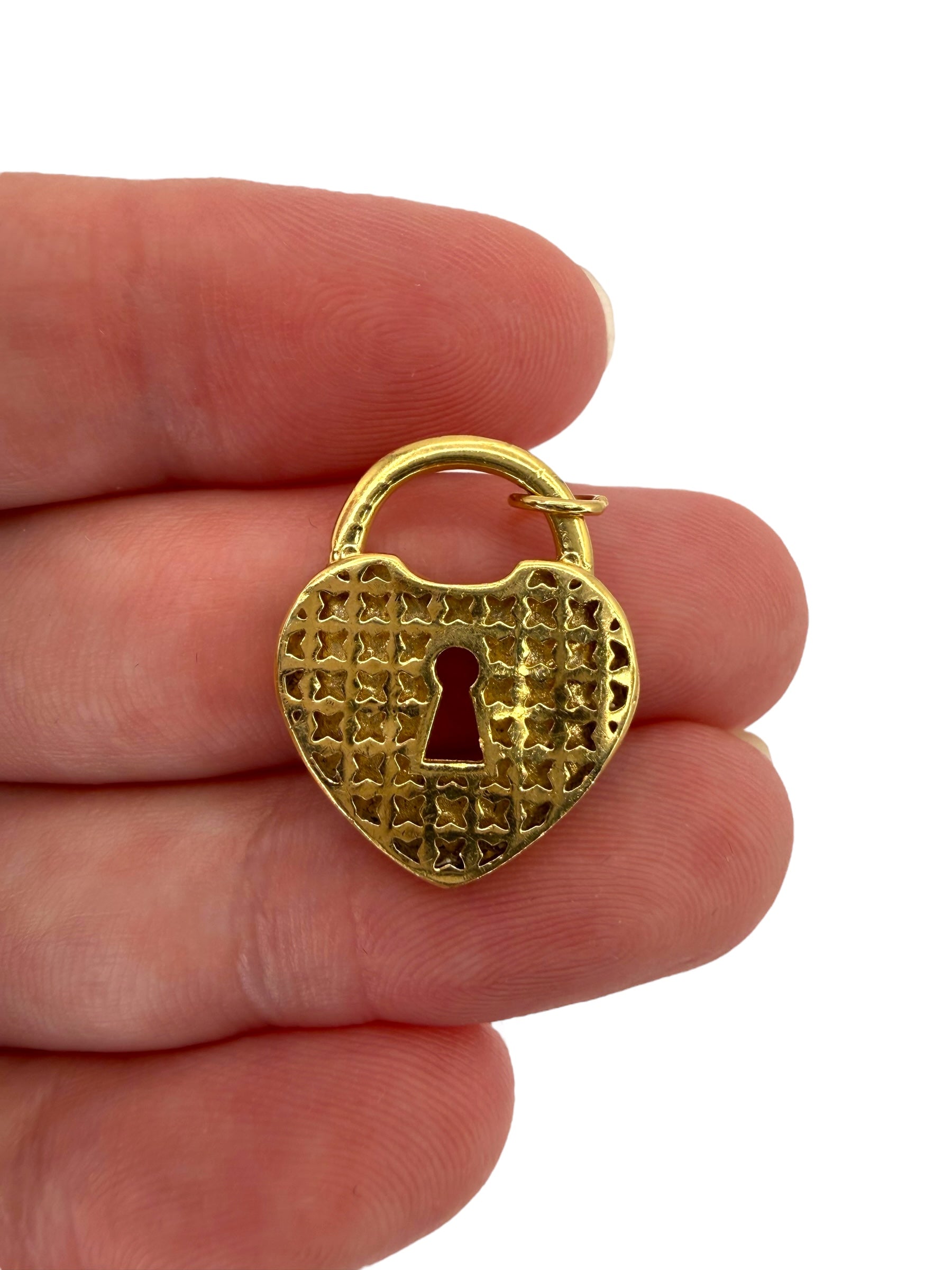 18k Enamel Heart Pendant