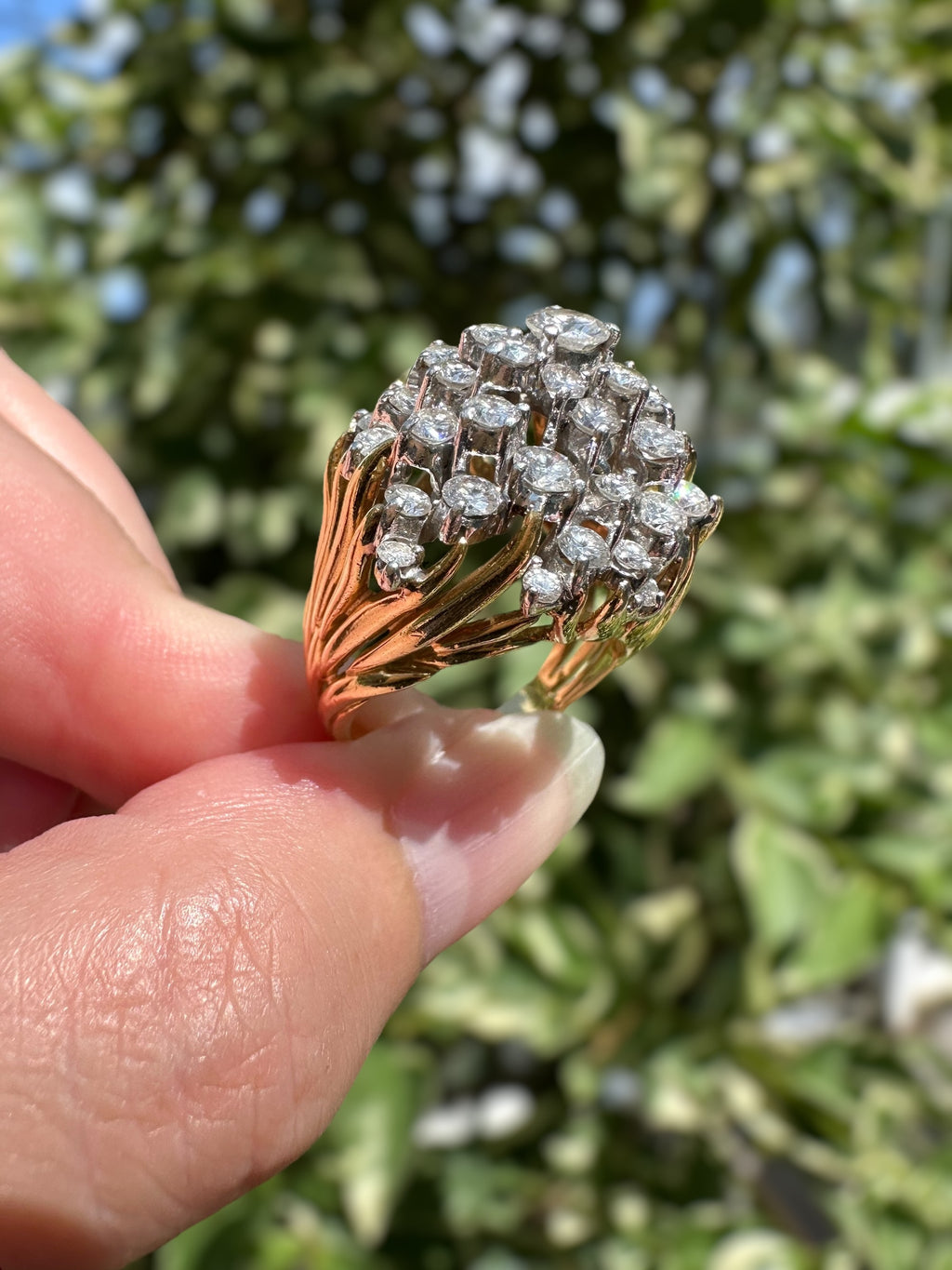 18k Flame Cluster Ring