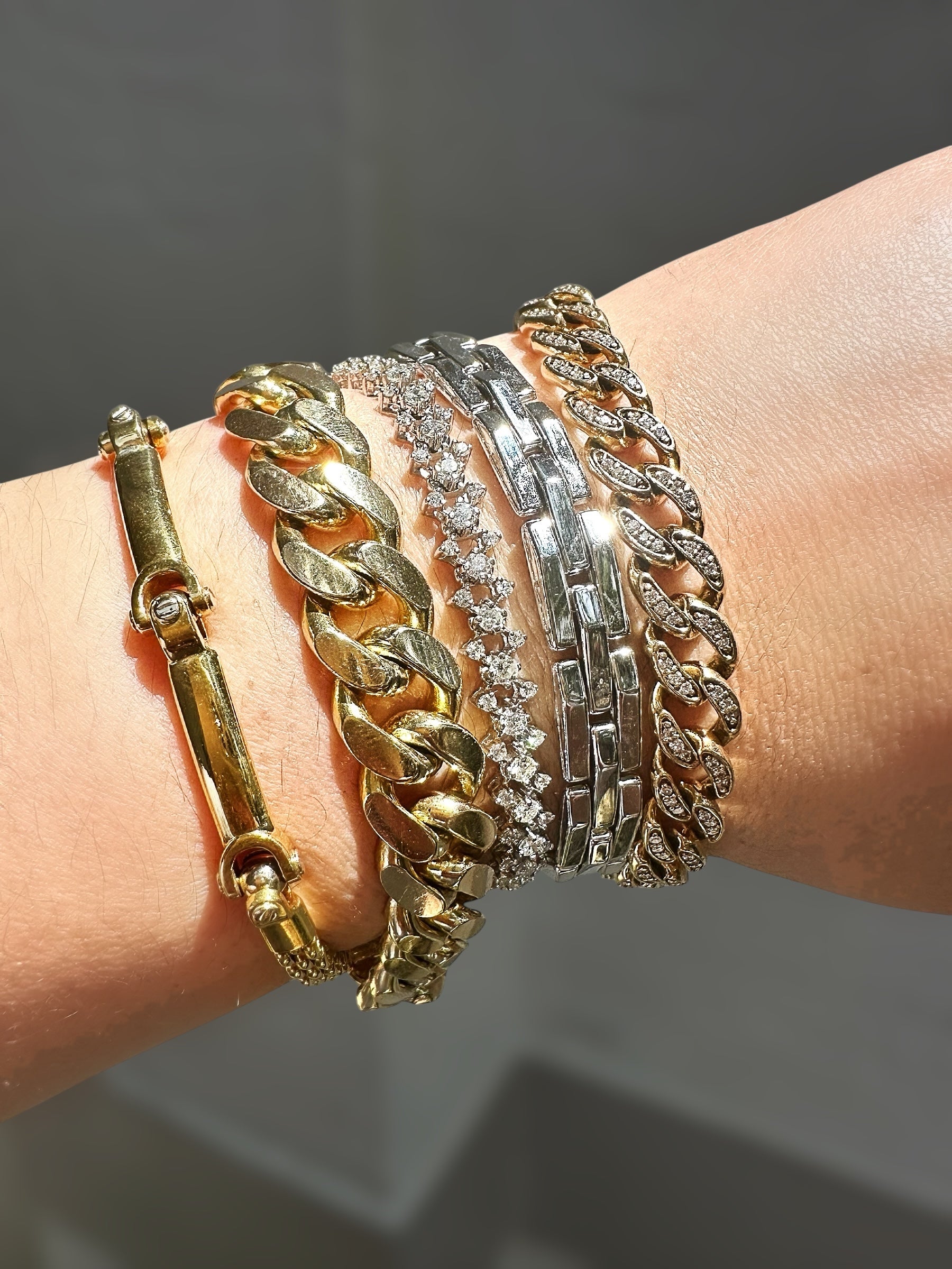 14k Delicate Diamond Bracelet