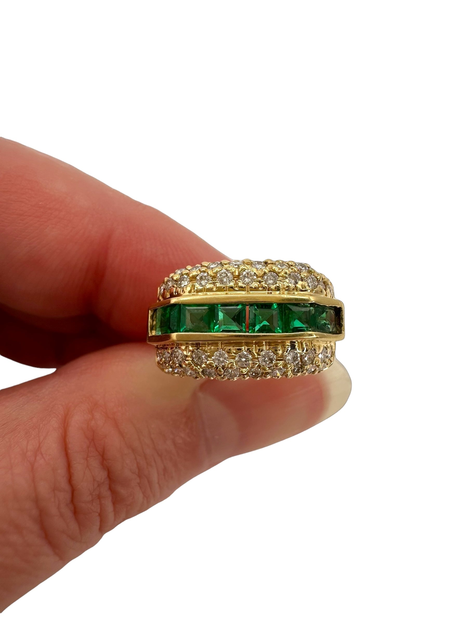 18k Emerald Diamond Ring