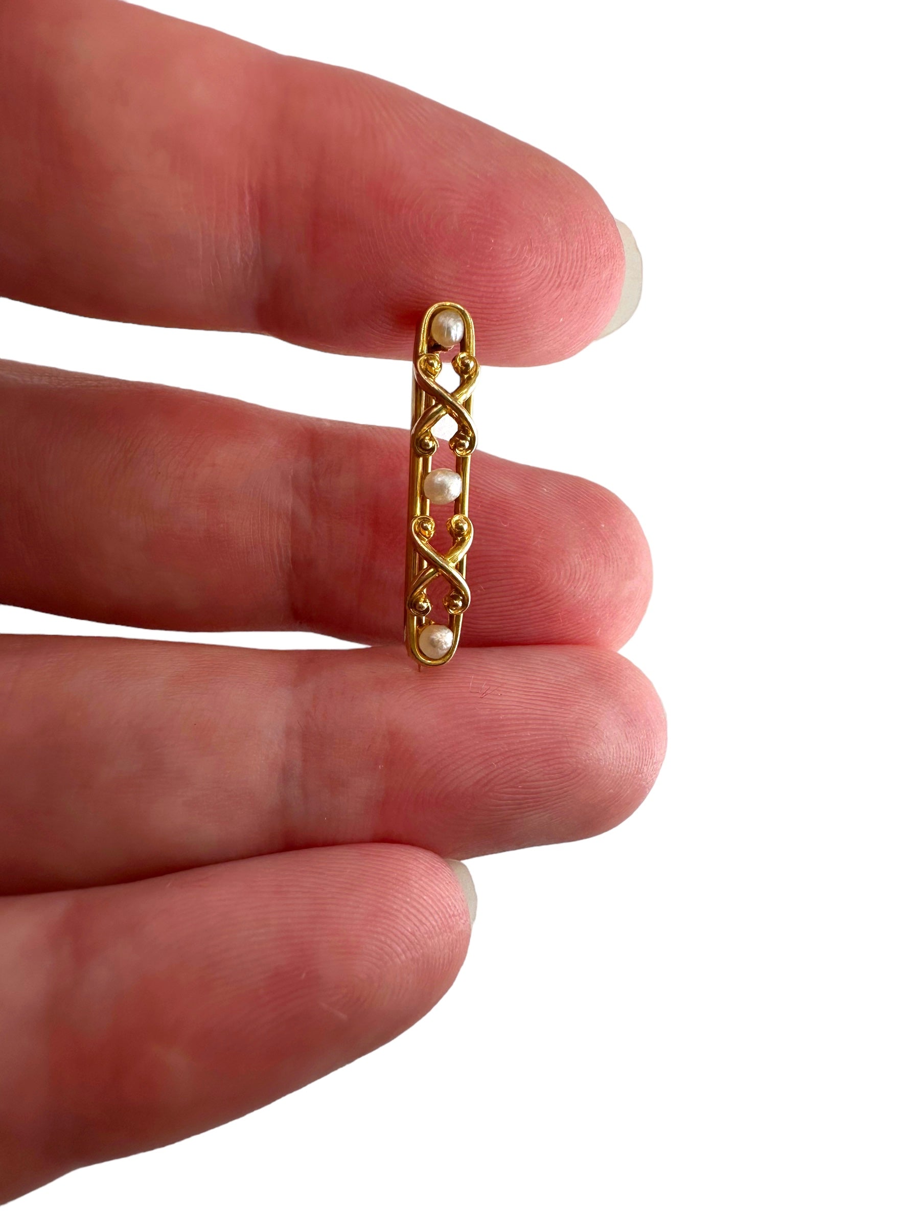 14k Pearl Lingerie Pin