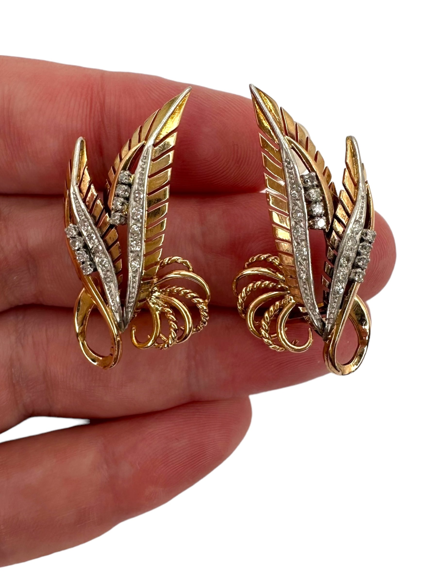 18k Diamond Retro Leaf Earrings