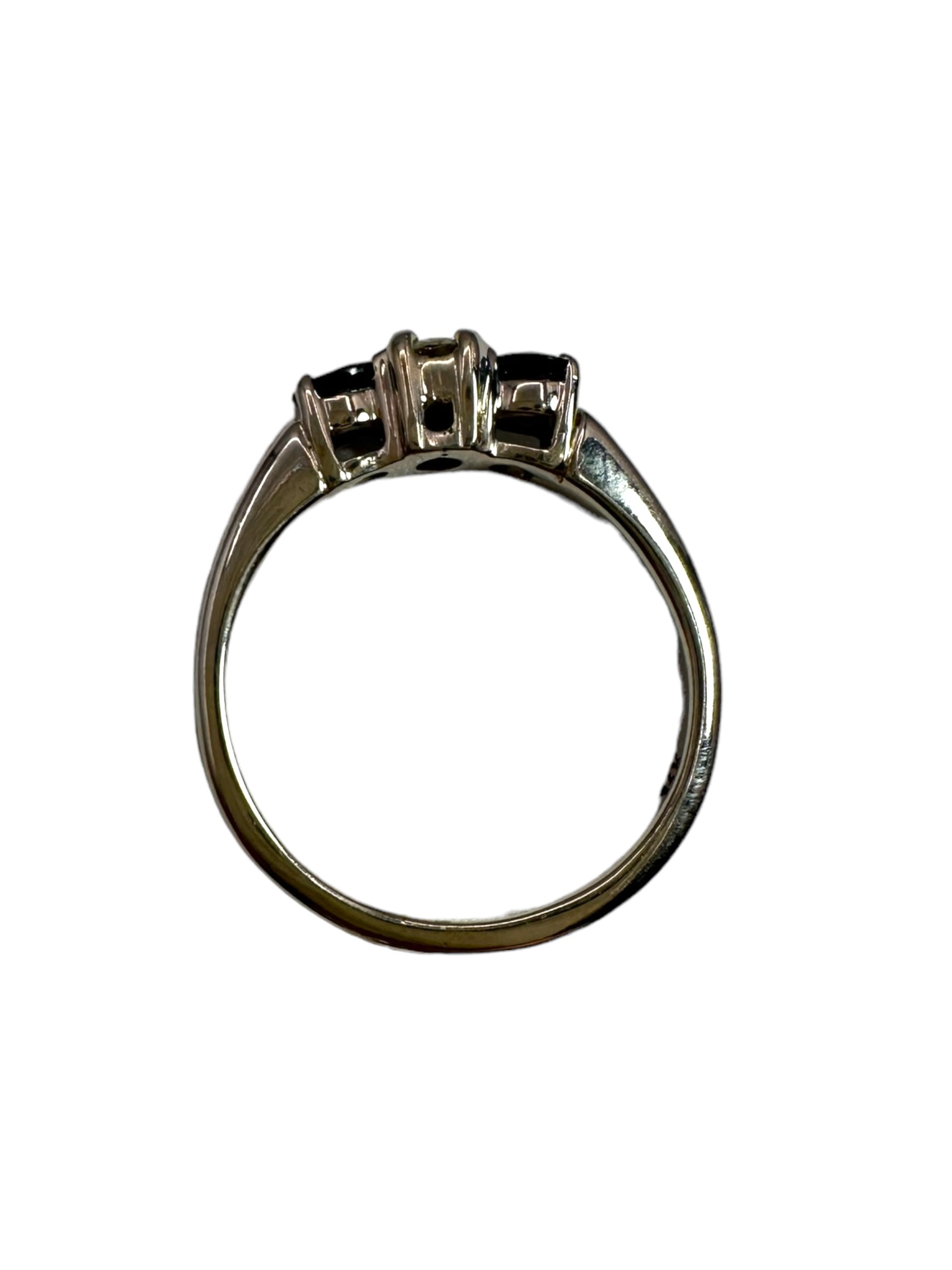14k White Gold Sapphire Diamond Ring