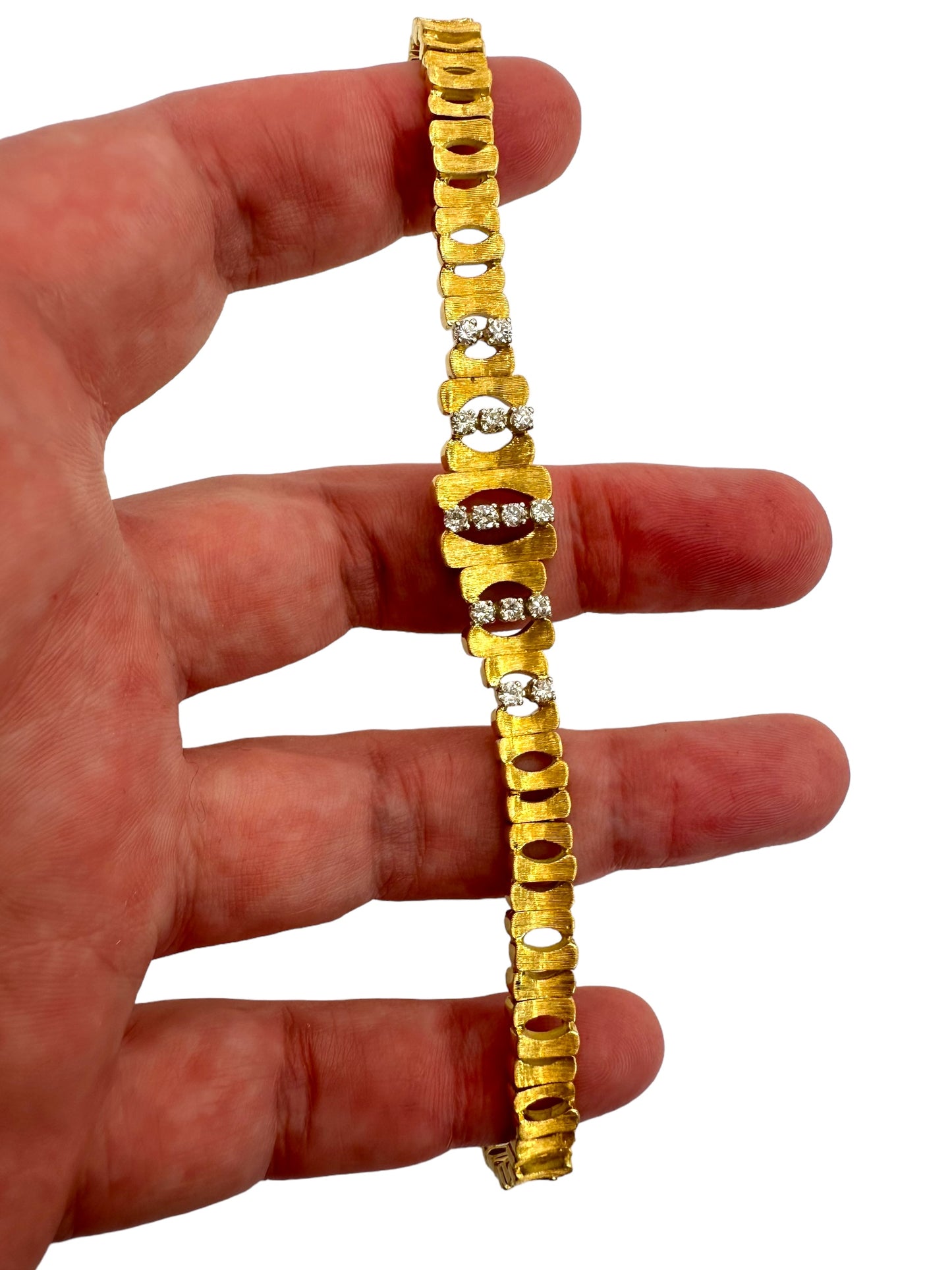 18k Diamond Brushed Finish Bracelet