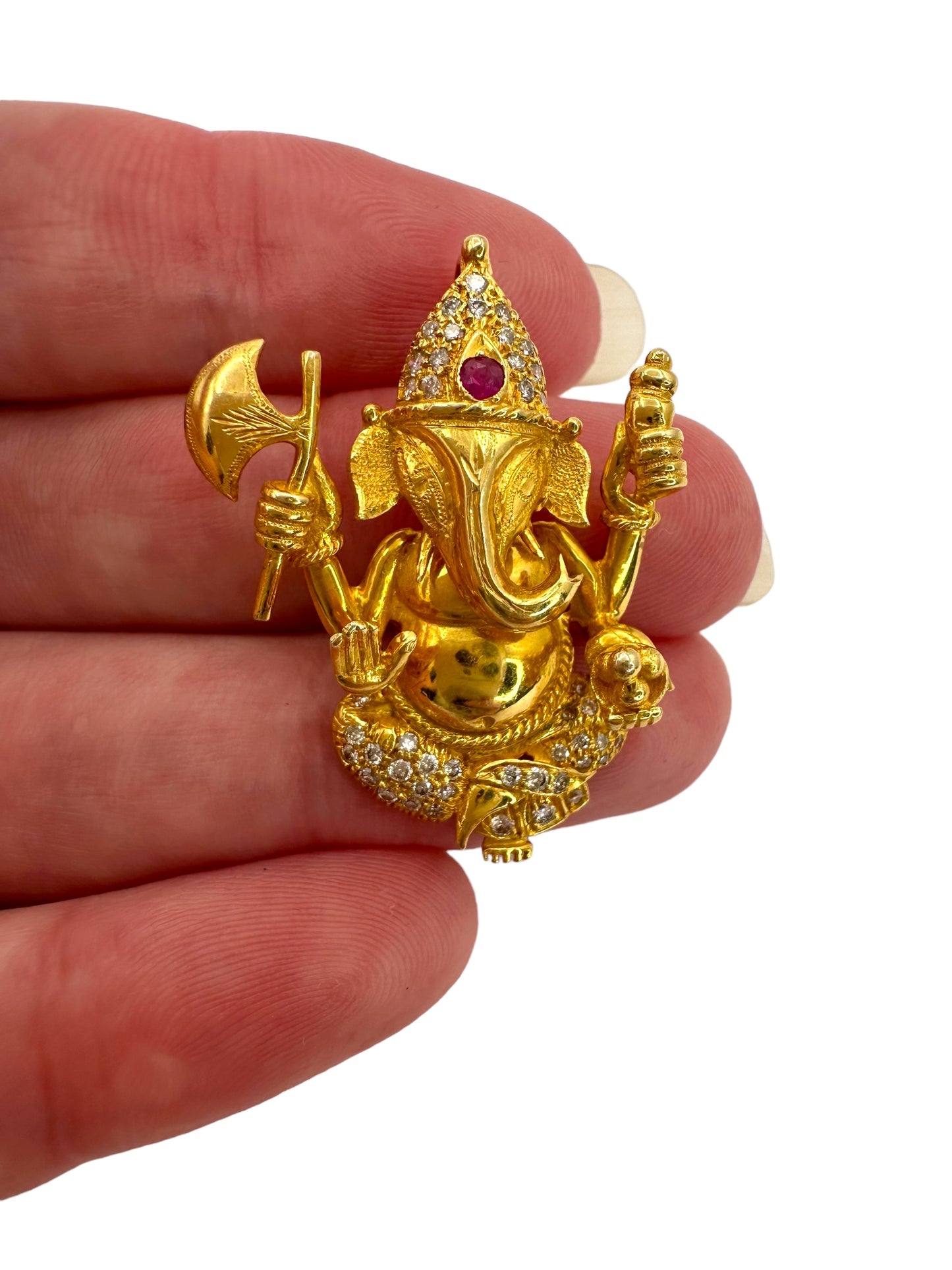 16k Lord Ganesh Diamond Pendant