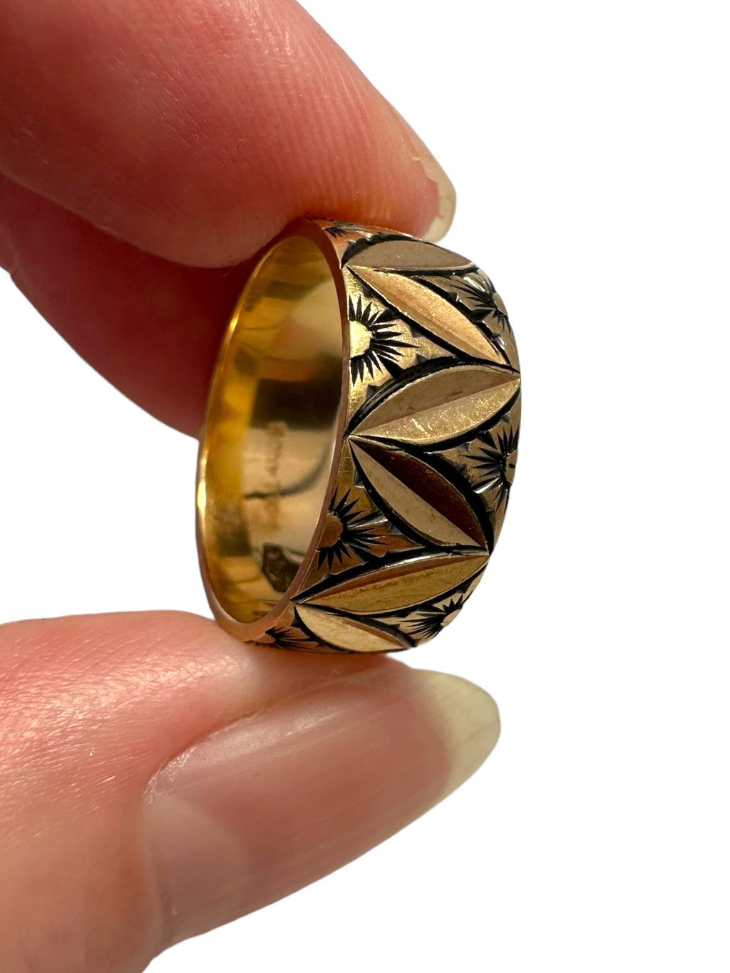 14k Floral Etched Band Ring