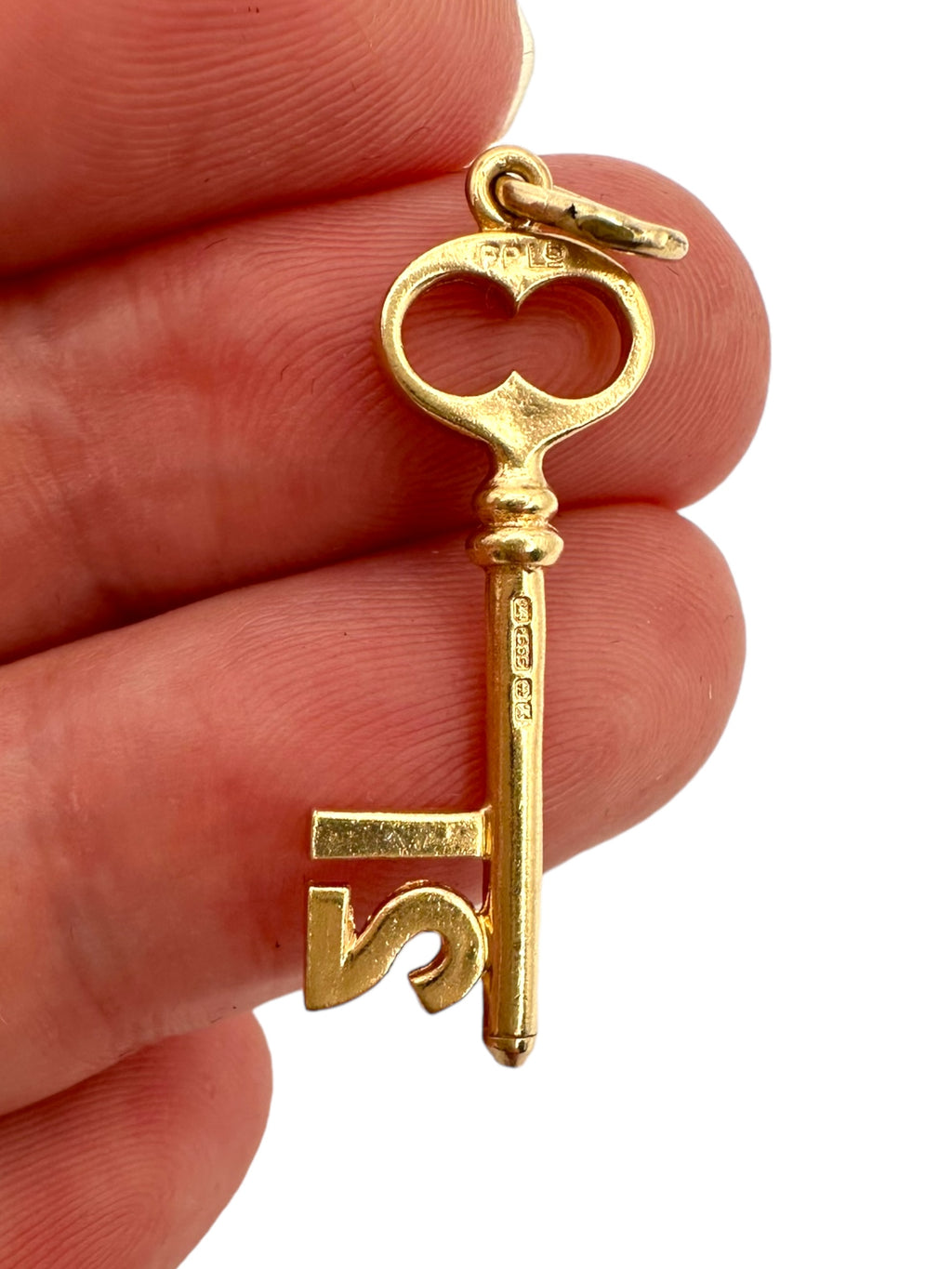 14k "21" Key Charm