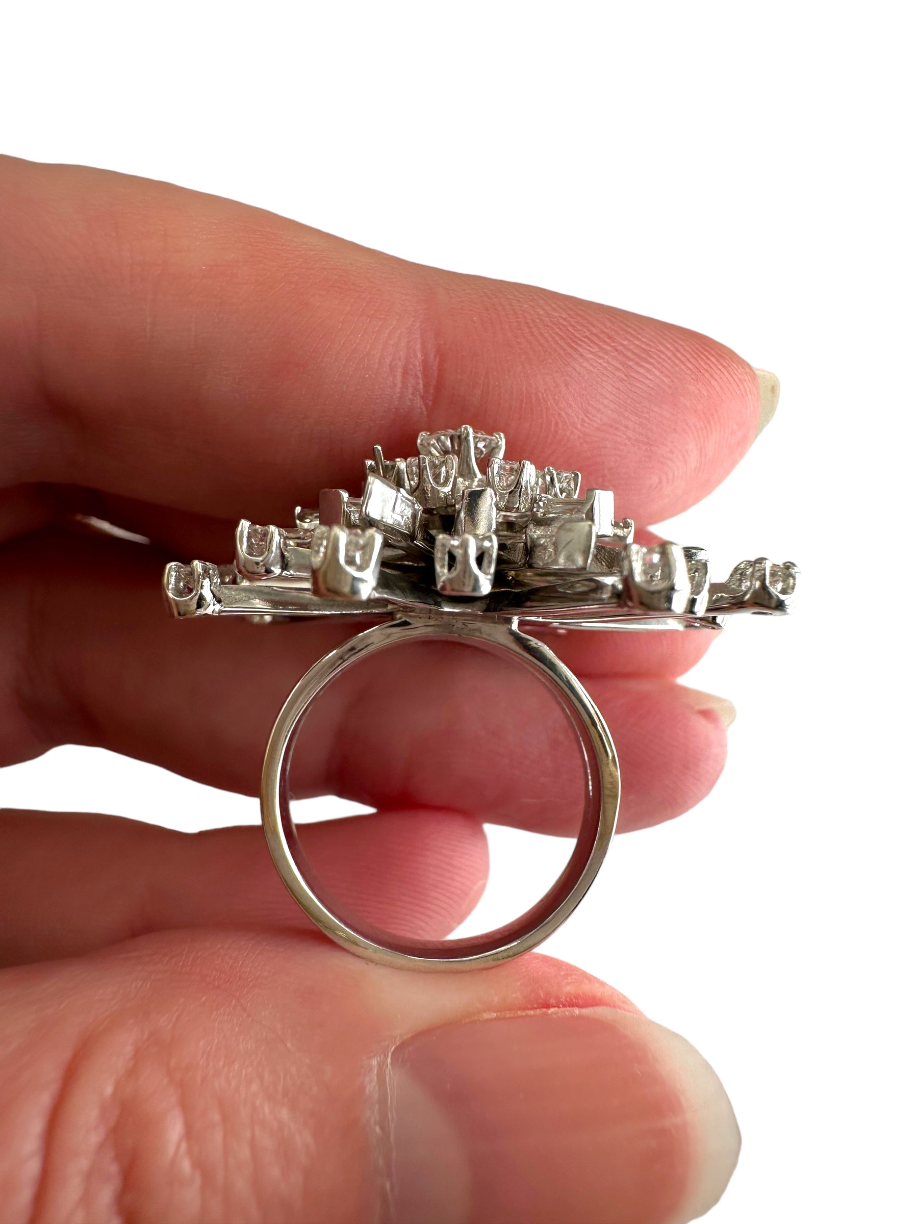 14k Diamond Starburst Ring
