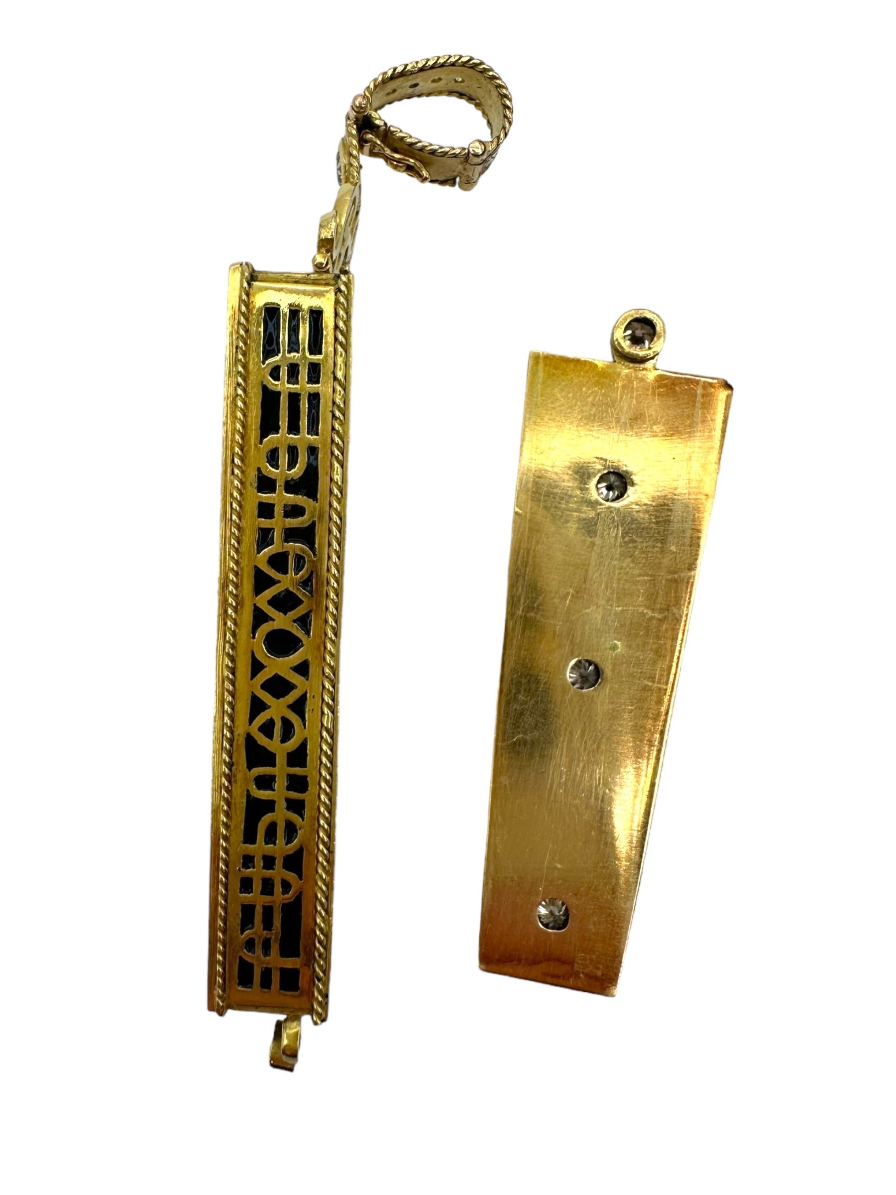 18k Skeleton Coffin Memento Mori Pendant