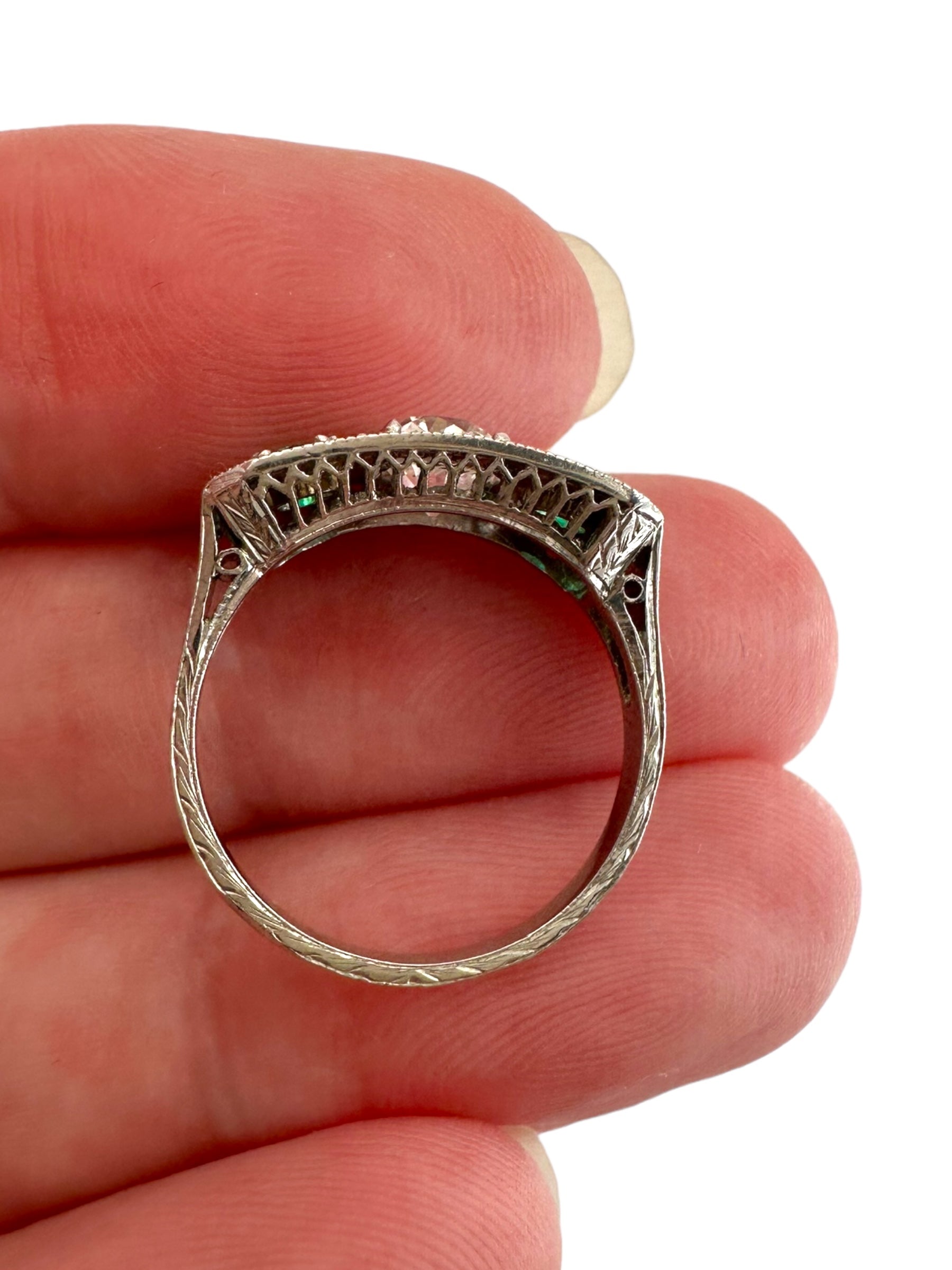 Platinum Art Deco Emerald Diamond Ring