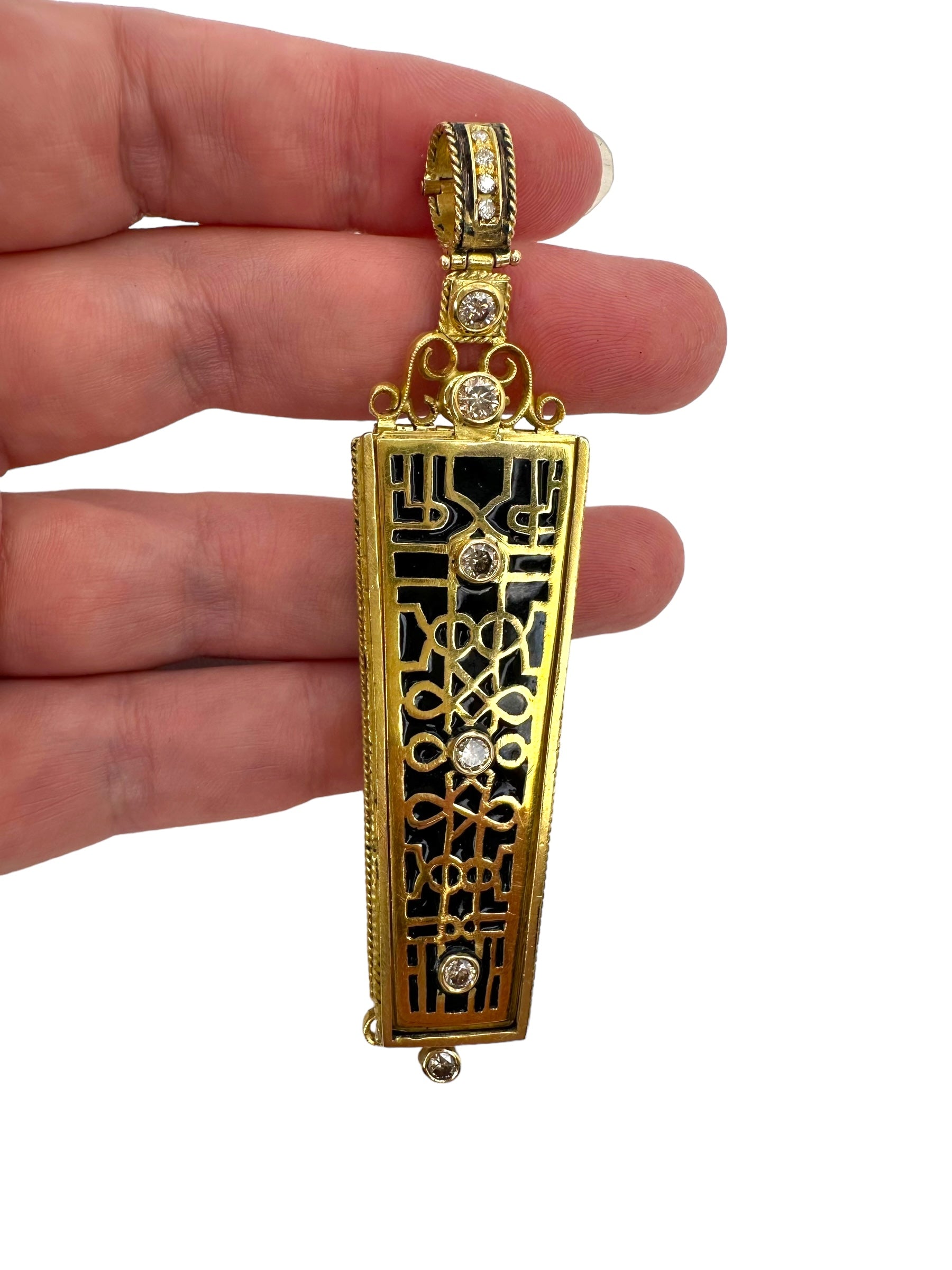 18k Skeleton Coffin Memento Mori Pendant