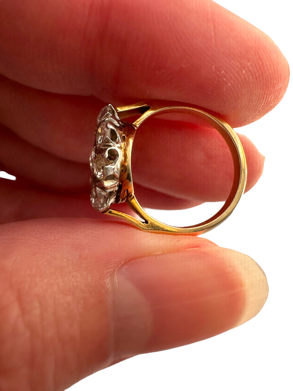 14k Diamond Daisy Ring