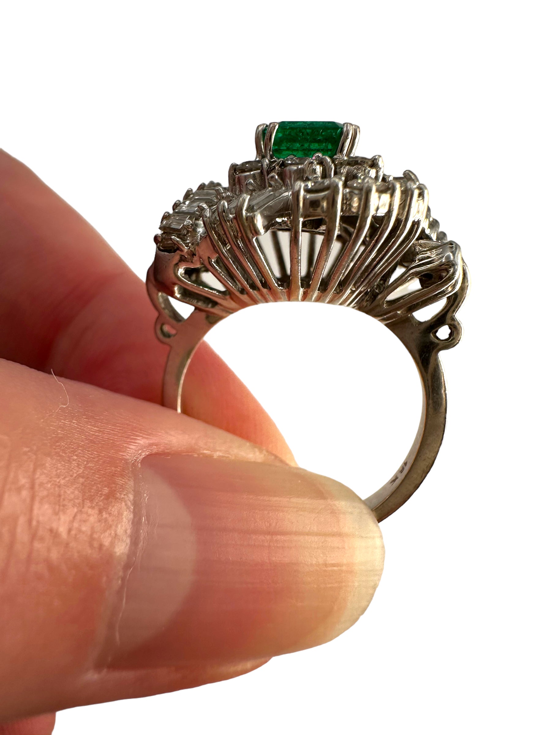 18k Diamond Emerald Cocktail Ring