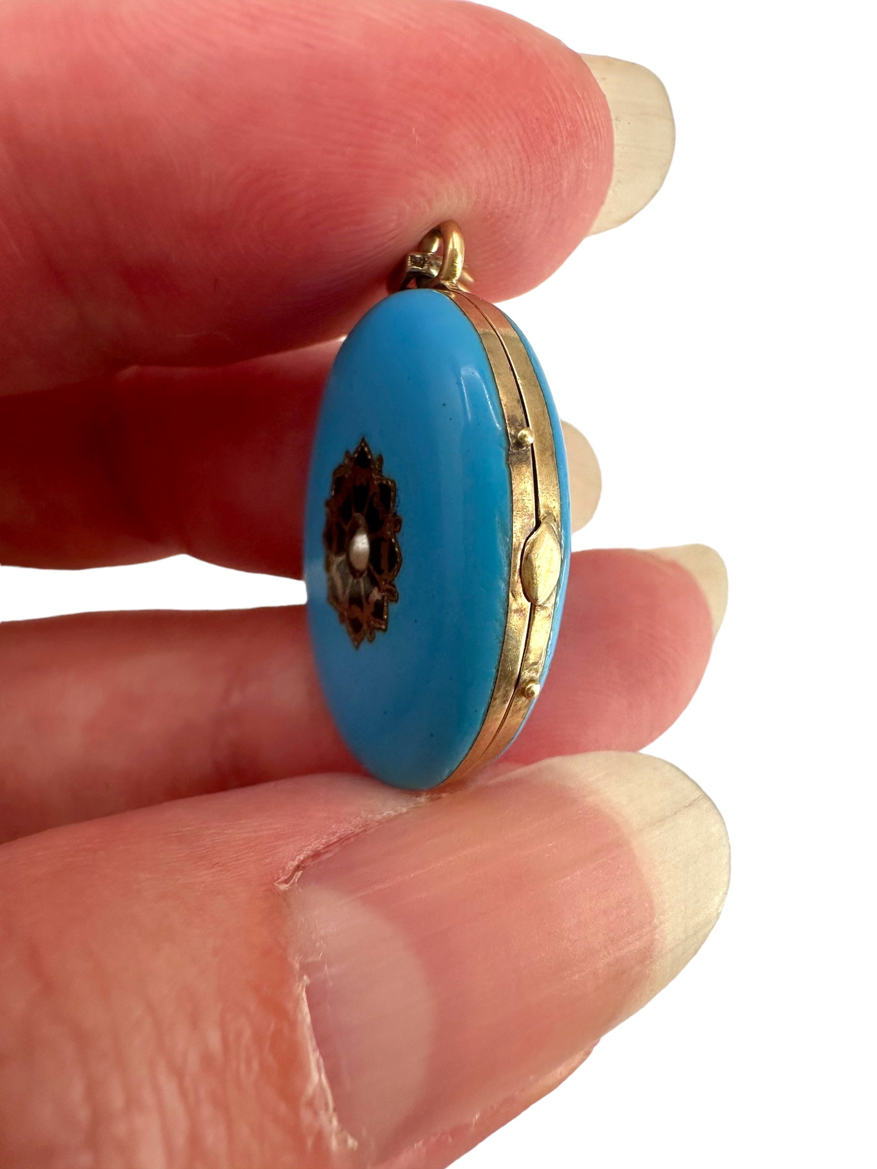 14k Victorian Enamel Locket