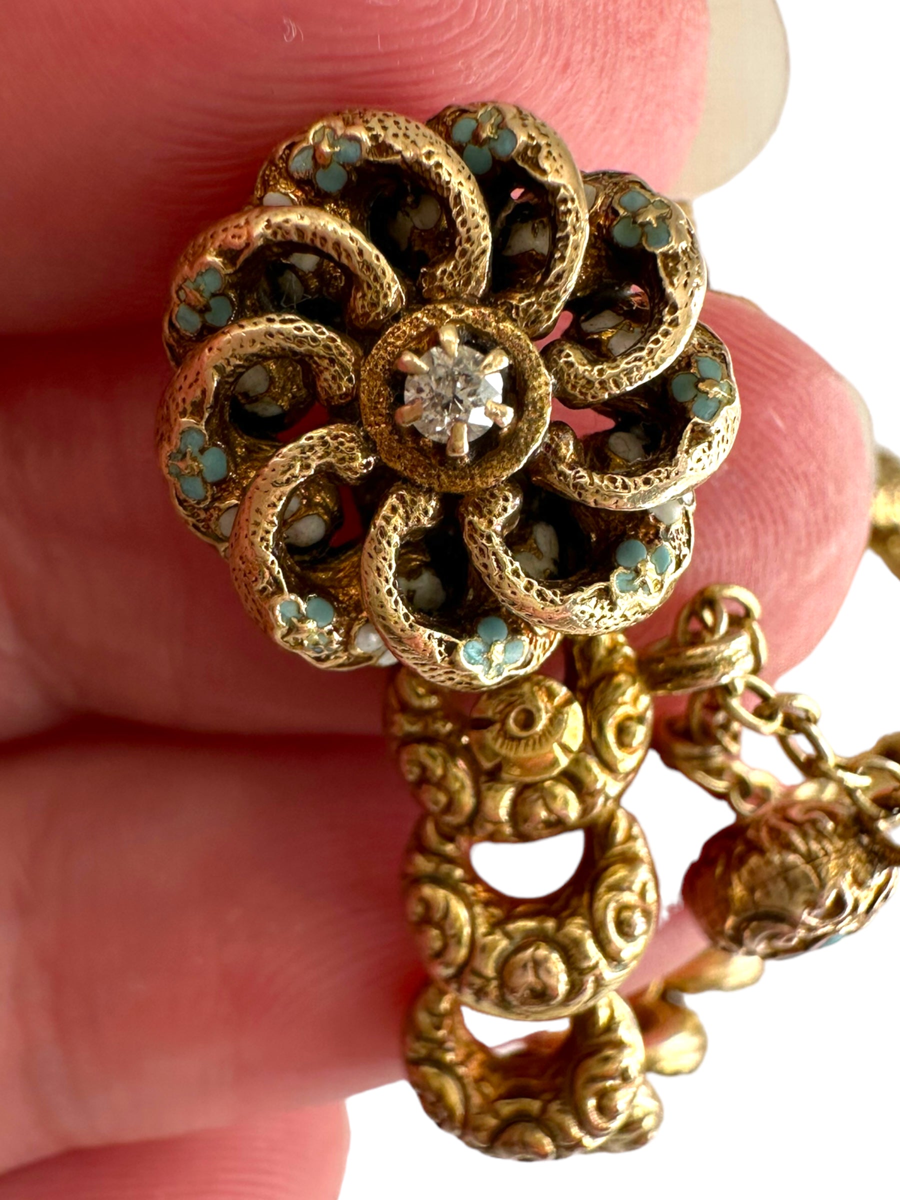 14k Krementz Victorian Enamel Bracelet