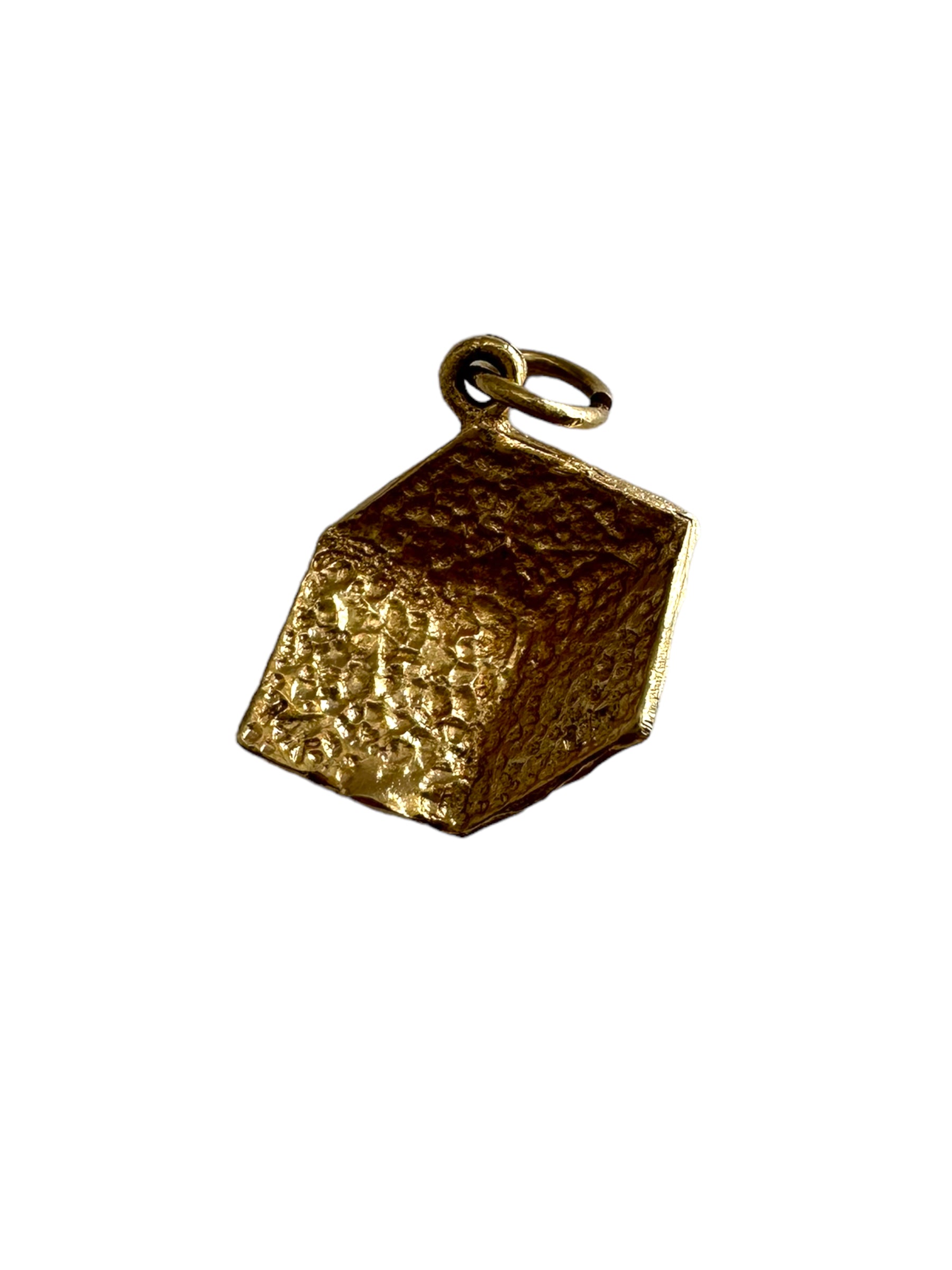 14k Dimensionsal Die Charm