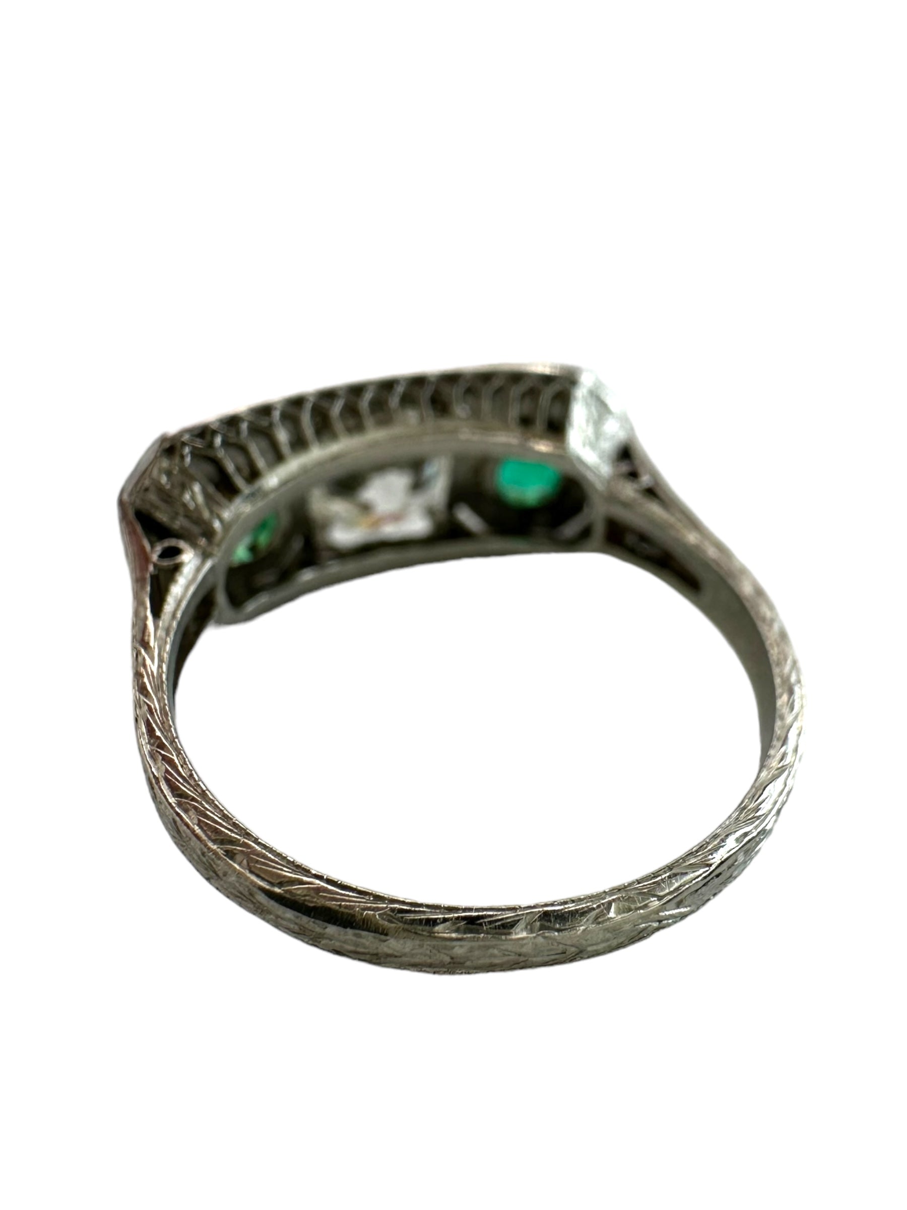 Platinum Art Deco Emerald Diamond Ring