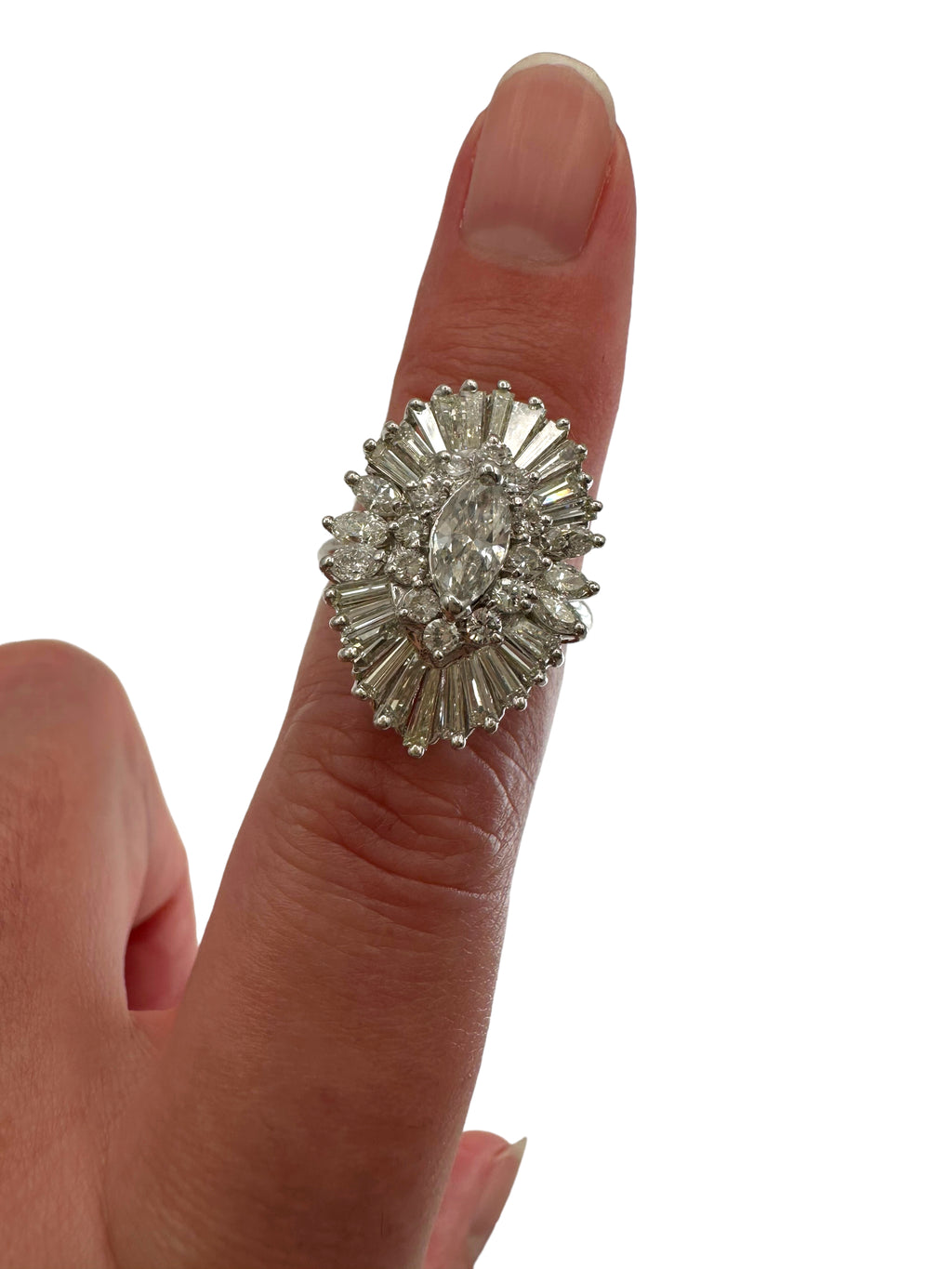 18k White Gold Diamond Ballerina Ring