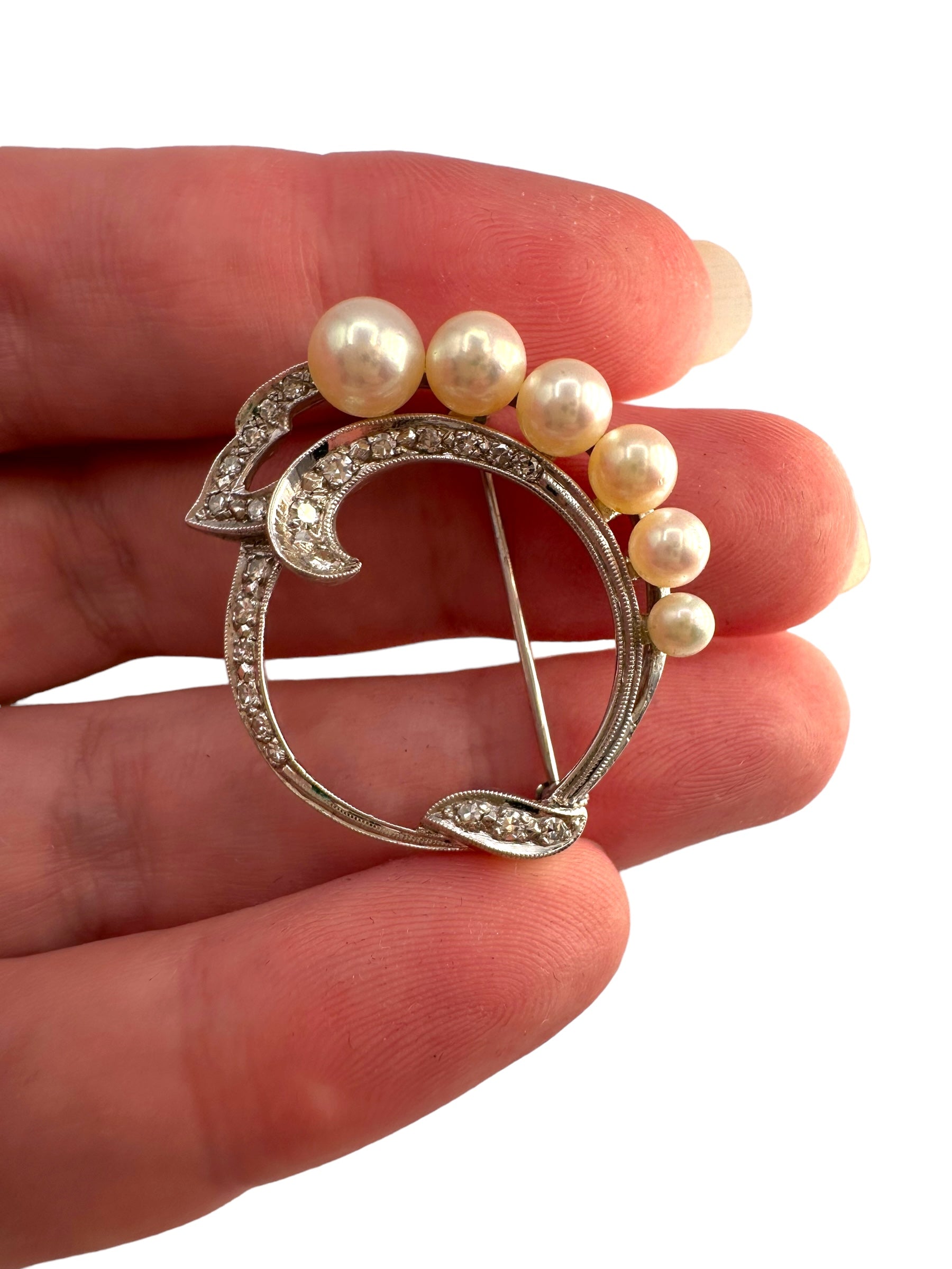 14k Diamond Pearl Wreath Pin