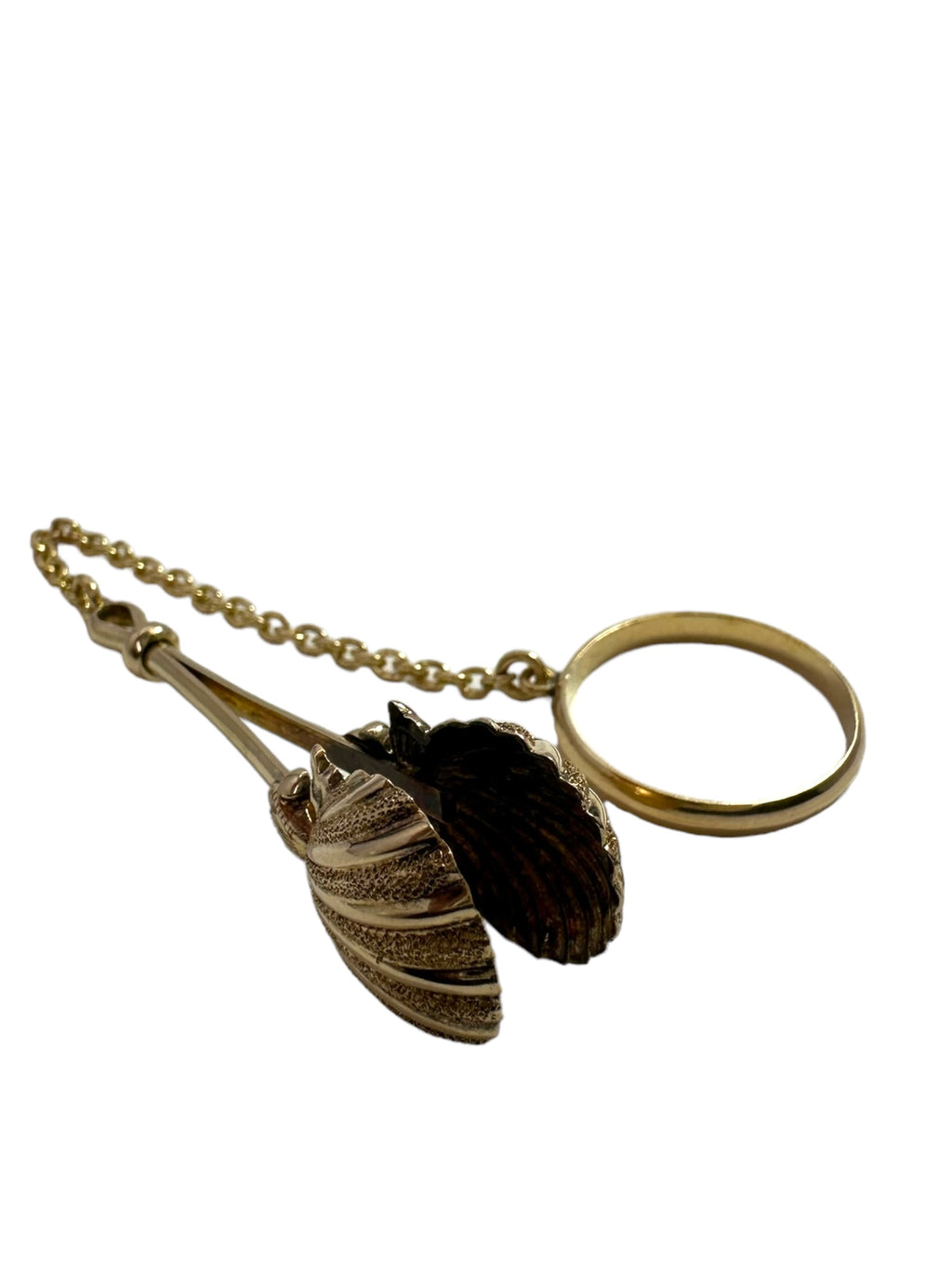 14k Shell Victorian Dance Card Ring Holder