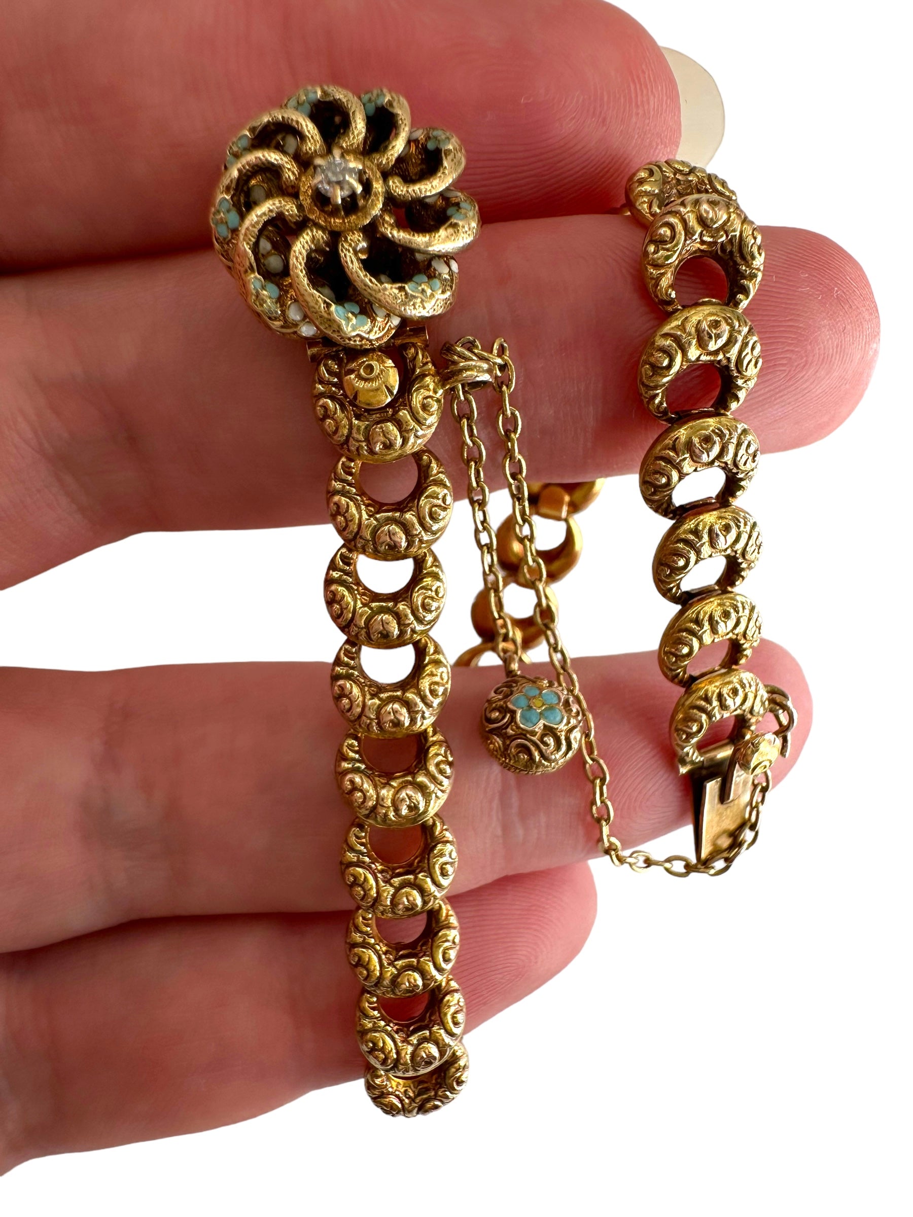 14k Krementz Victorian Enamel Bracelet
