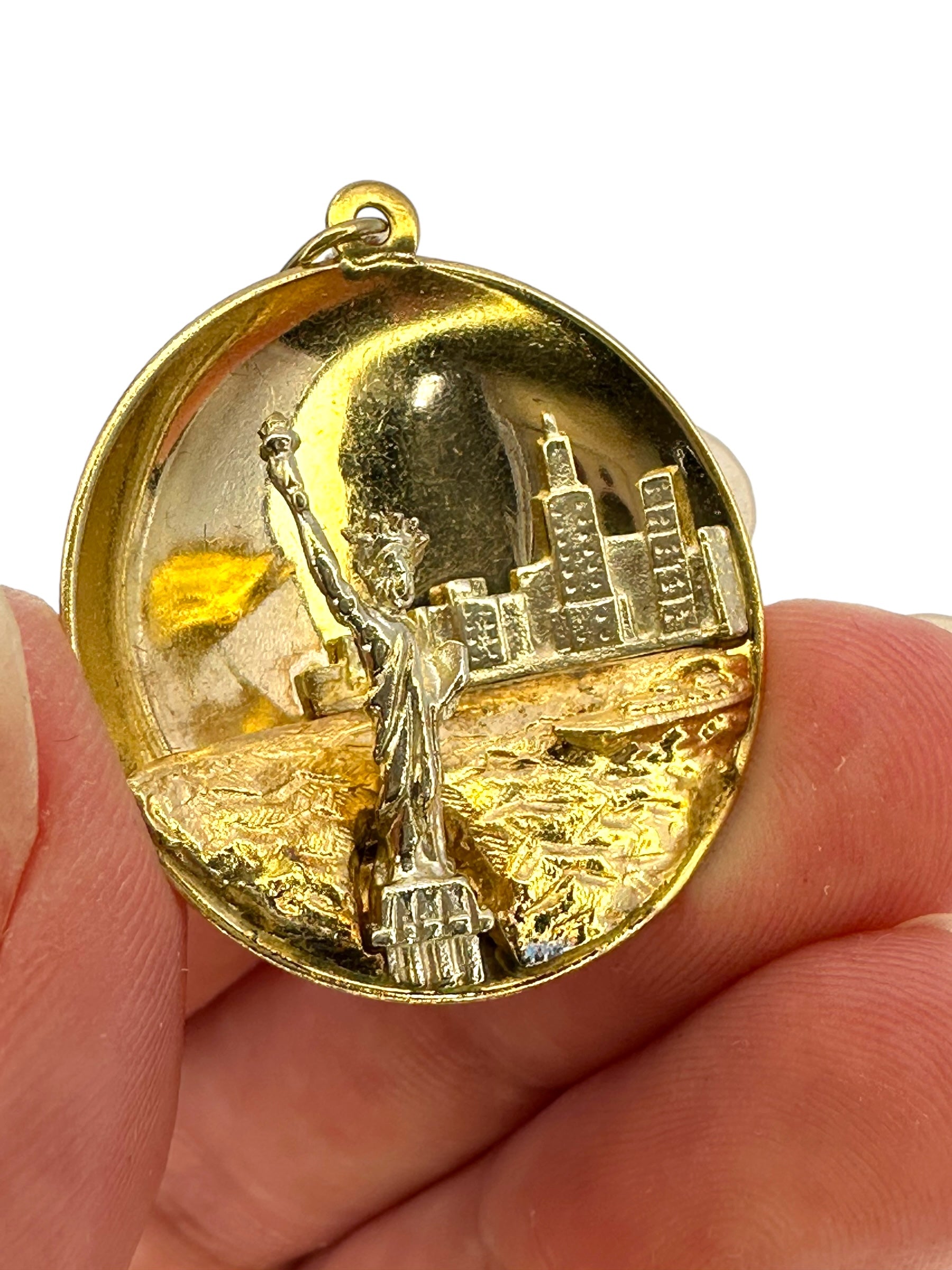 14k NYC Skyline Pendant