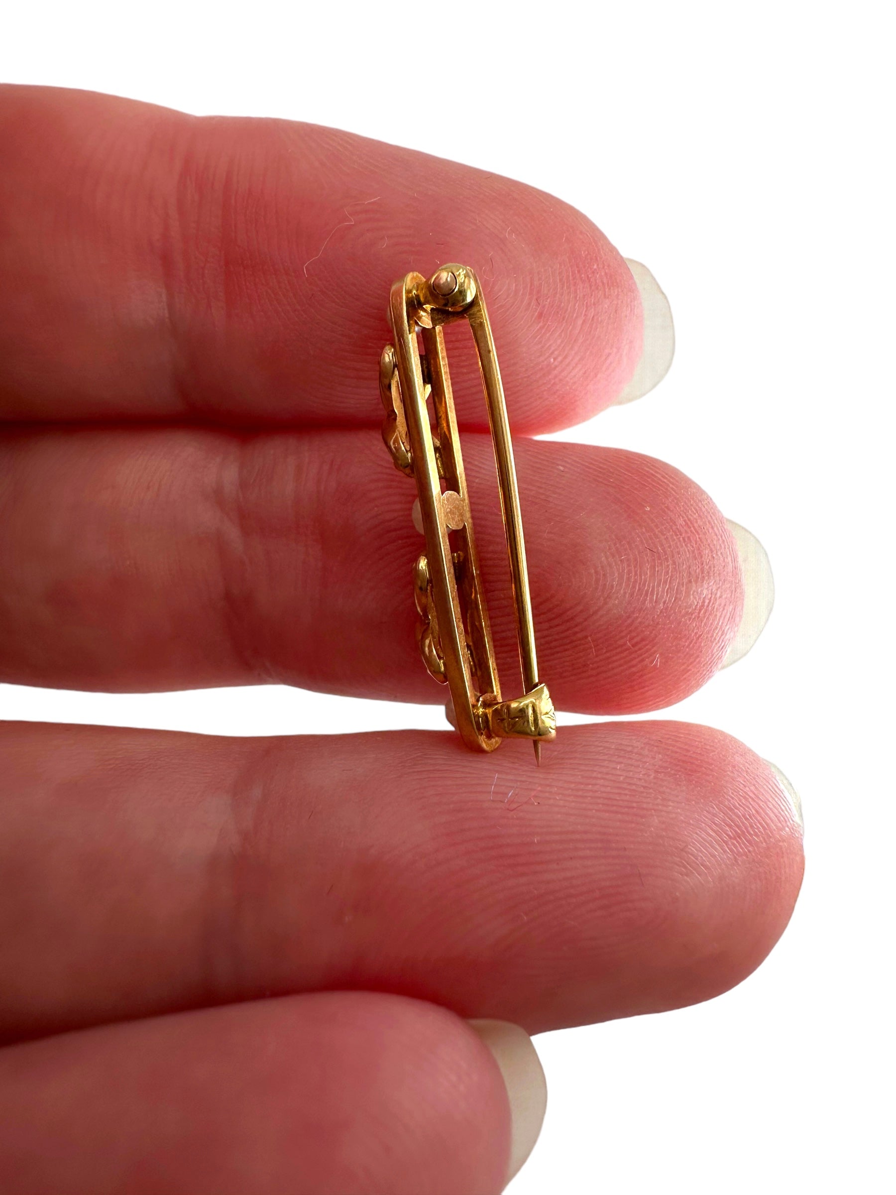 14k Pearl Lingerie Pin