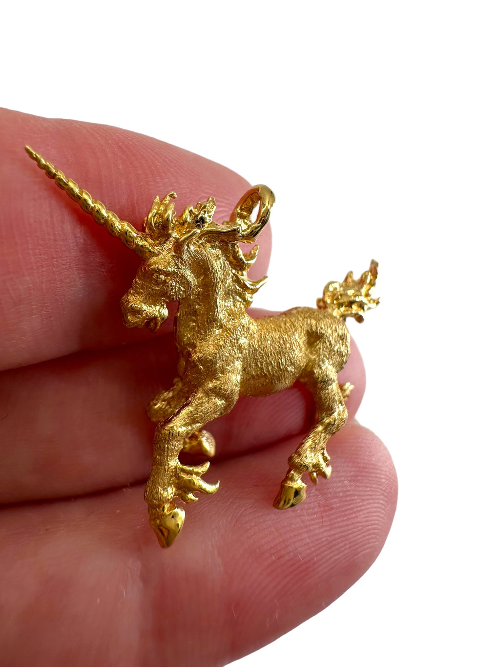 18k Unicorn Pendant
