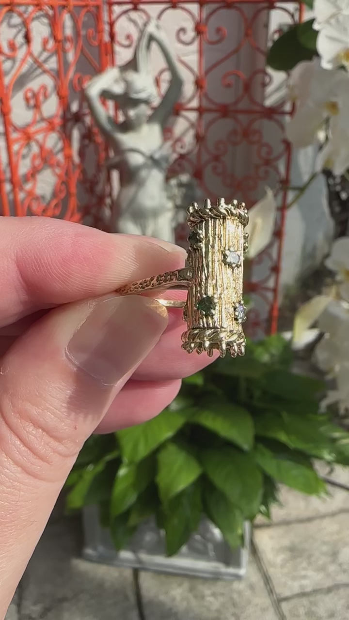 14k Emerald Diamond Barrel Ring