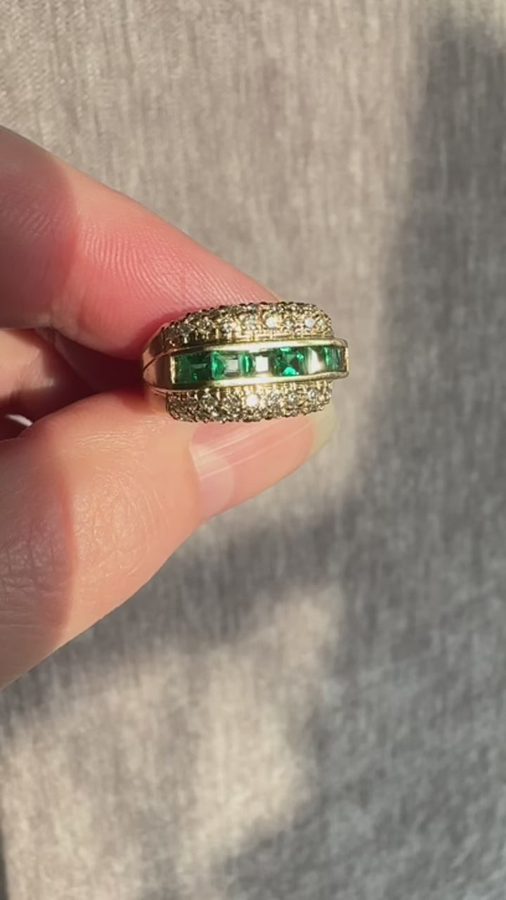 18k Emerald Diamond Ring