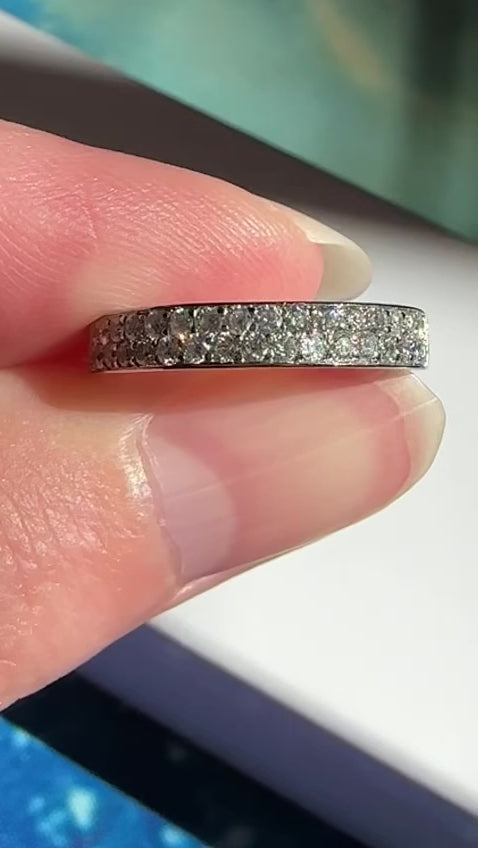 18k White Gold Diamond Stacker Band Ring