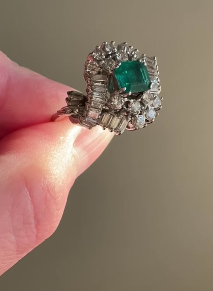 18k Diamond Emerald Cocktail Ring