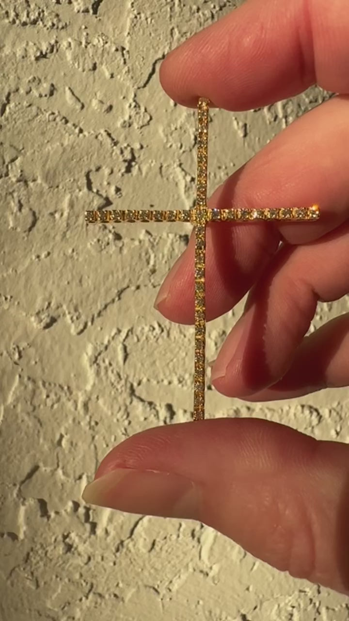 18k Diamond Cross Pendant