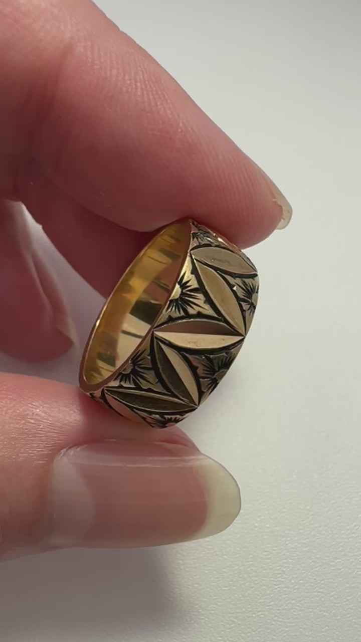 14k Floral Etched Band Ring
