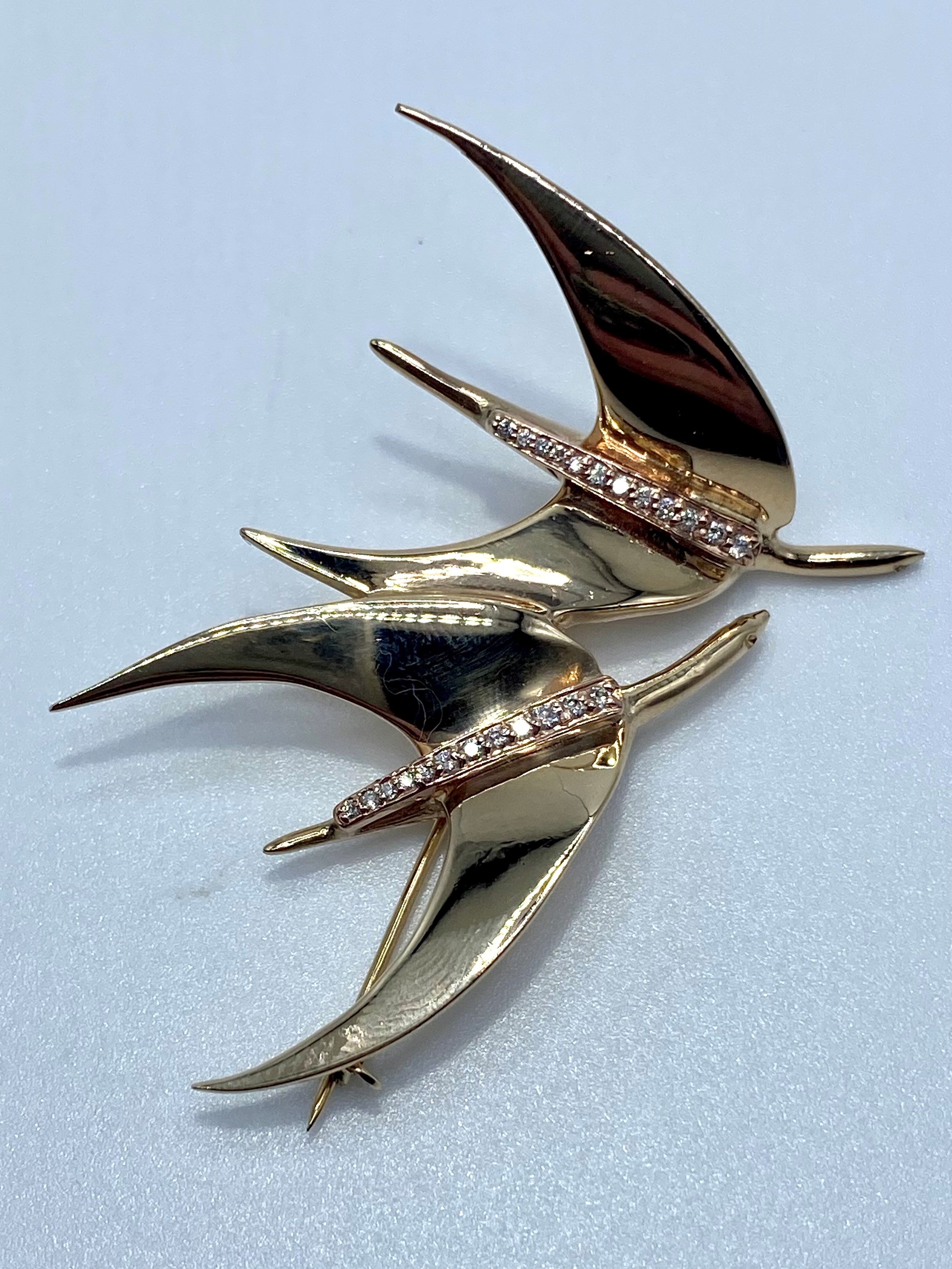 14k Tiffany Modernist Birds in Flight Brooch with Diamond Accents