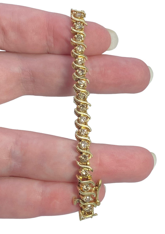 14k Yellow Gold Diamond Line Bracelet