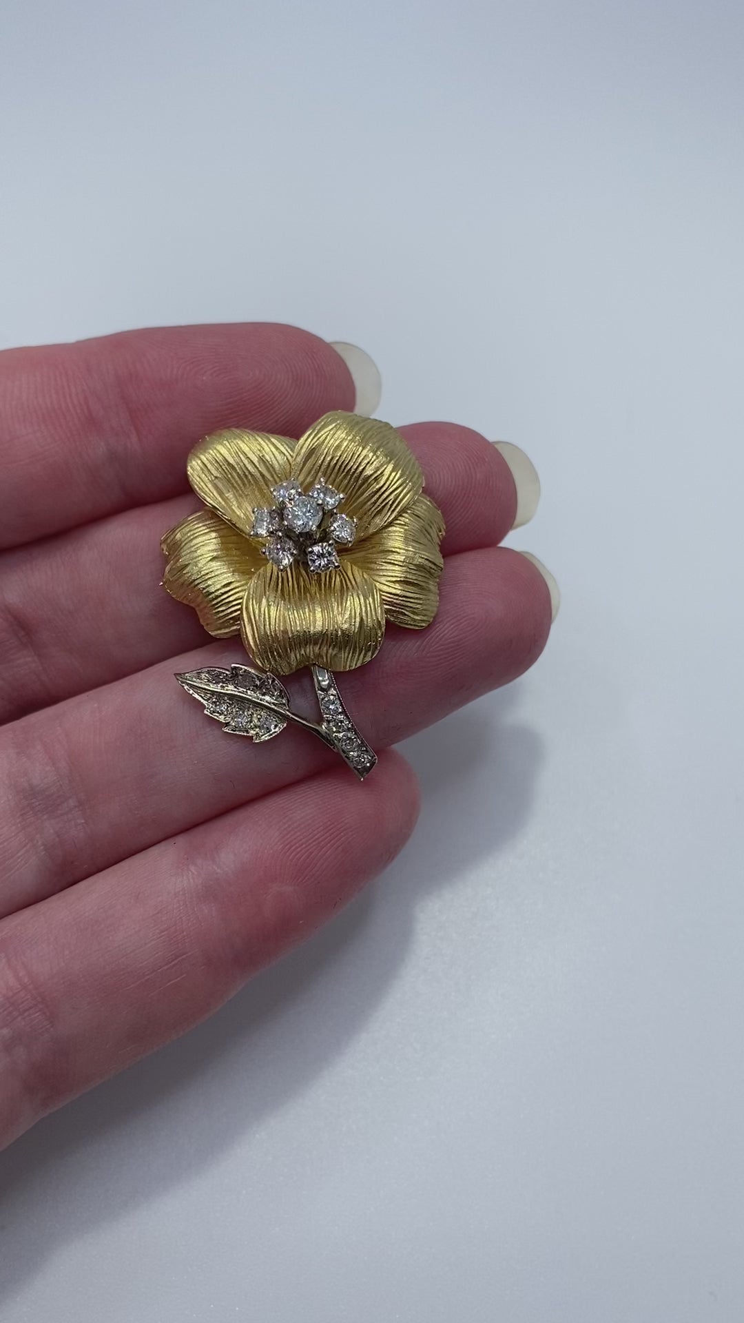 18k Hammerman Bros Flower Brooch