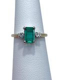 14k Emerald Diamond Ring