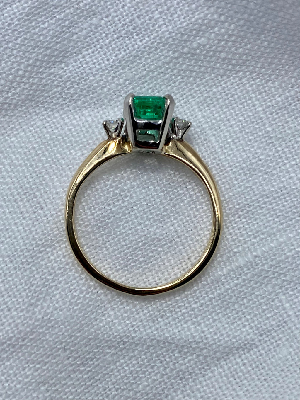 14k Emerald Diamond Ring