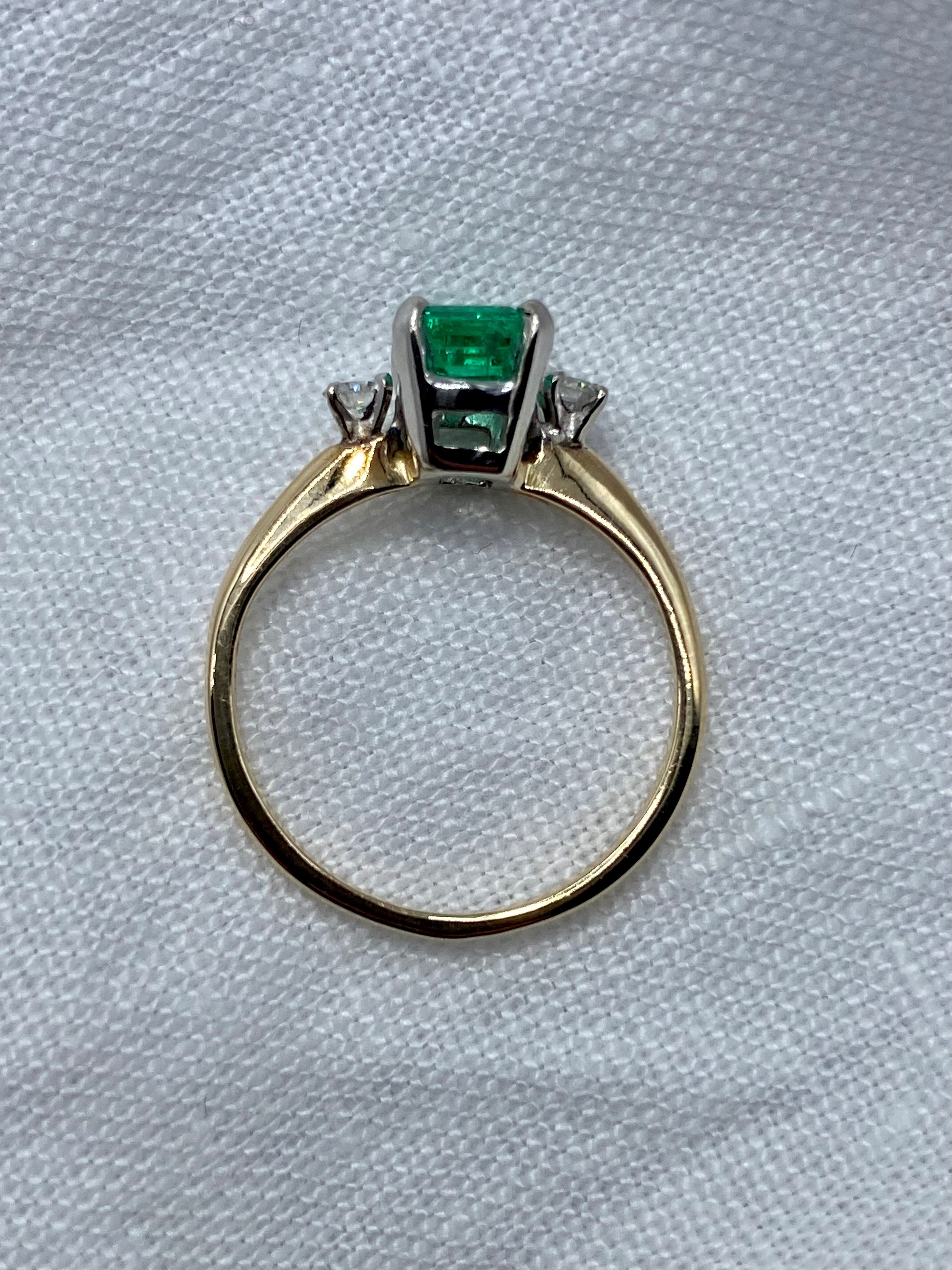 14k Emerald Diamond Ring