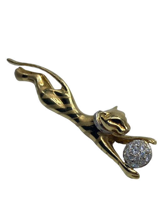 18k Playful Panther Brooch