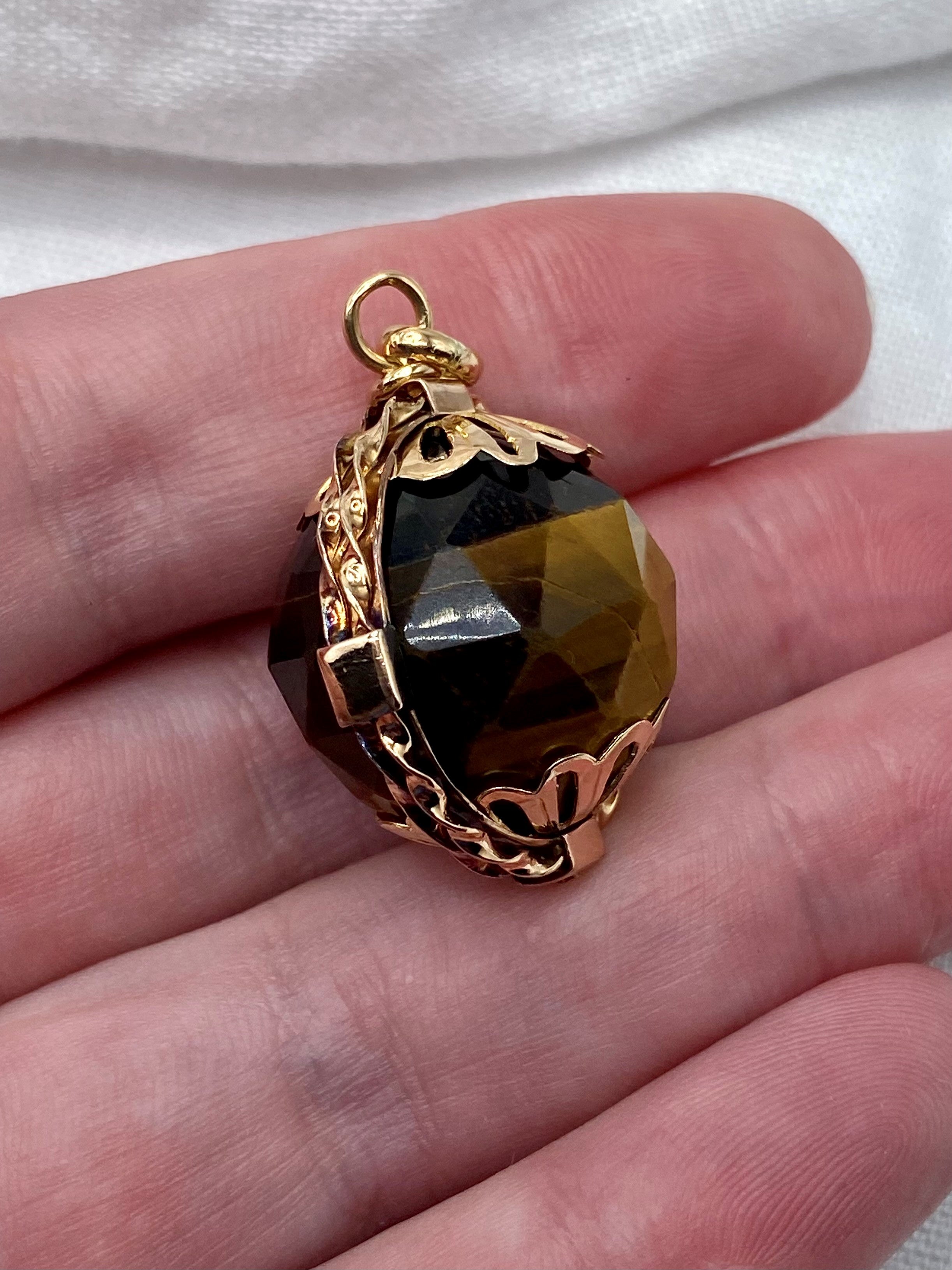 14k Rosy Gold Tigers Eye Pendant