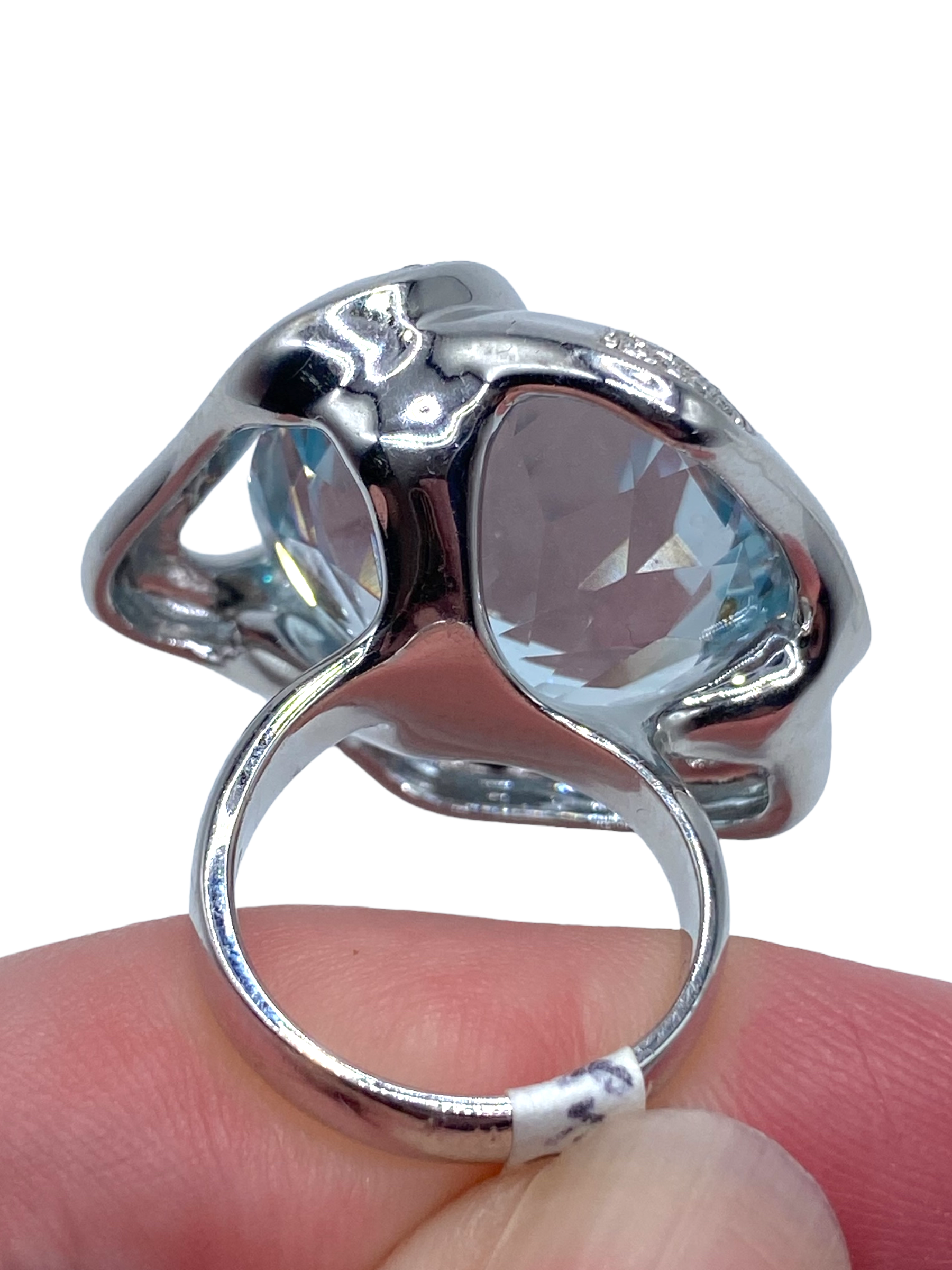 18k Designer Abstract Topaz Ring