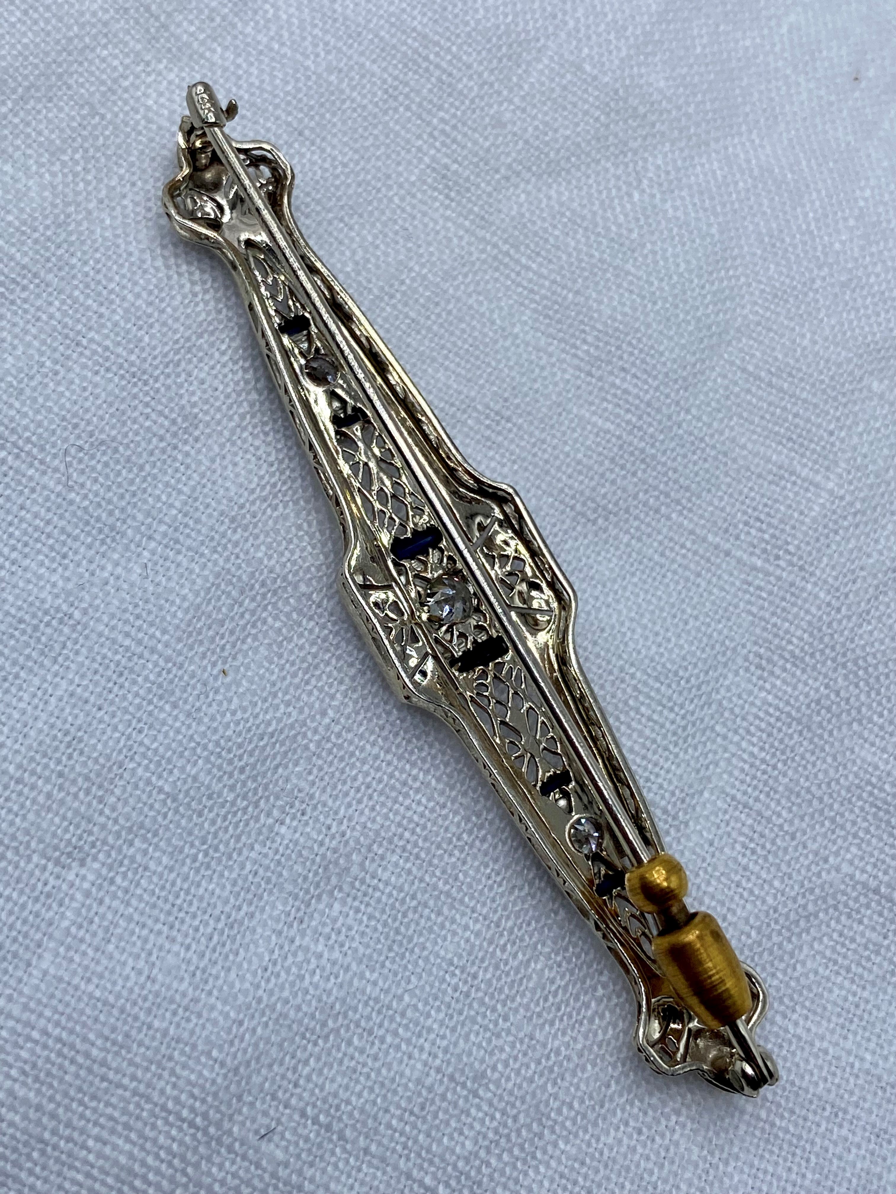 14k White Gold Art Deco Filigree Bar Pin