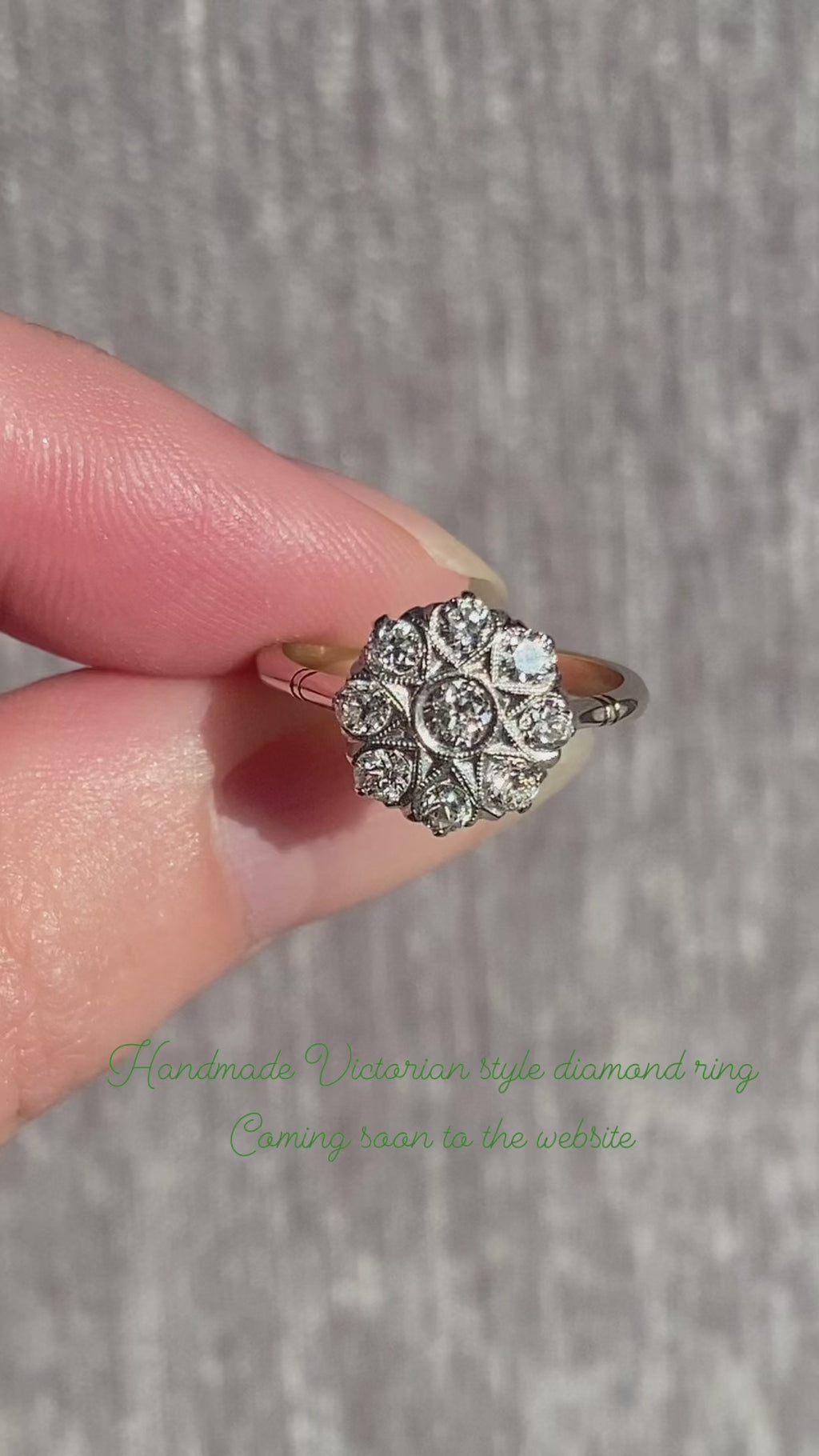 14k Platinum Victorian Style Star/ Flower Diamond Ring